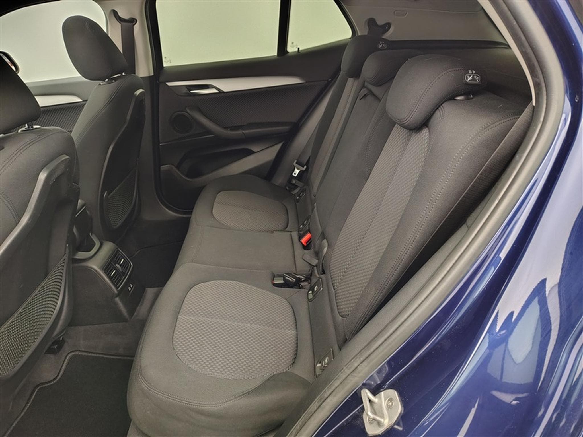 BMW X2 1.5 d sDrive16 NAVI / FULL LED / TOIT PANO (2020) - Photo 13
