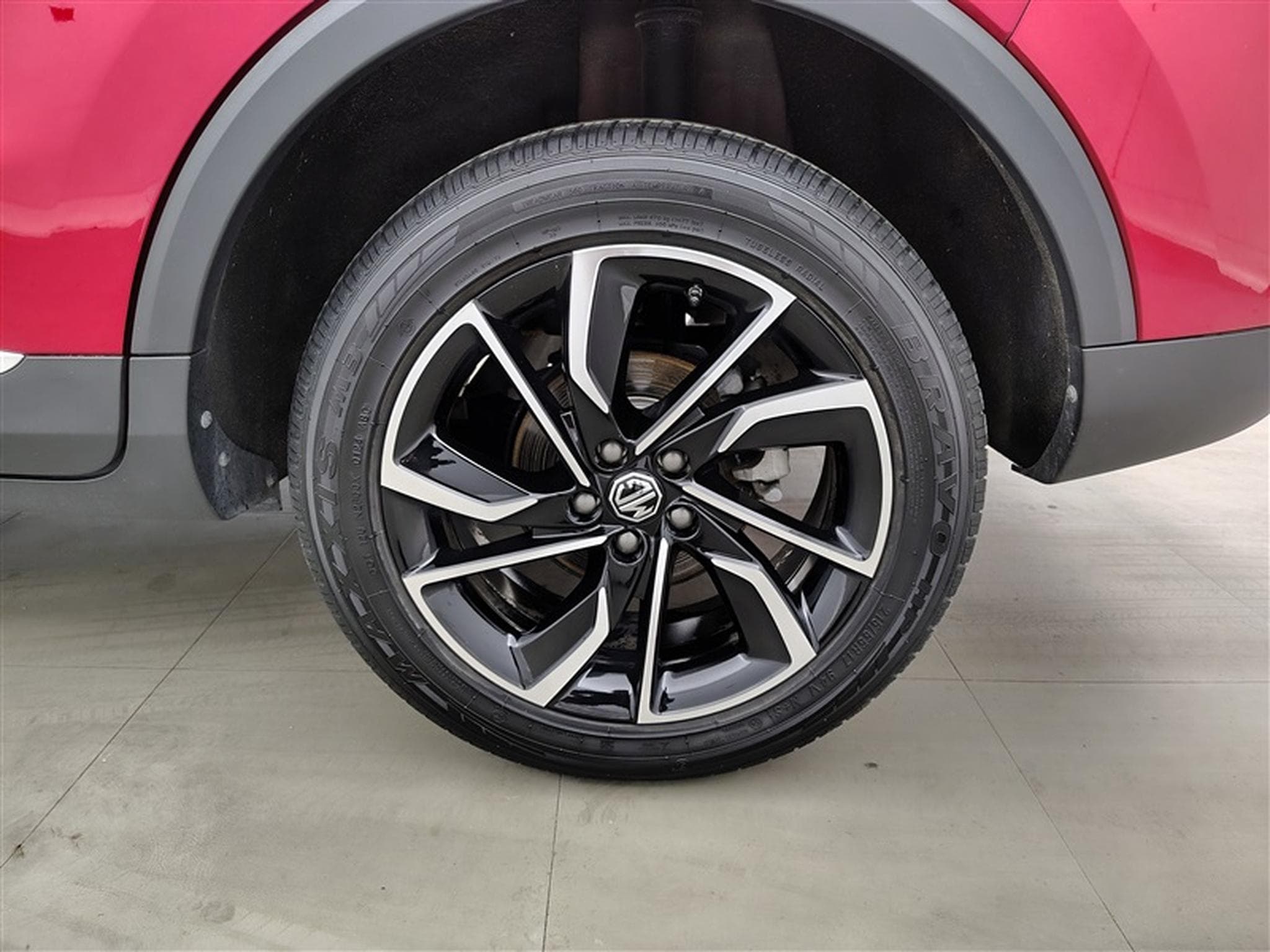 MG ZS 1.5 VTi 105cv Luxury NAVI / FULL LED / CUIR / CAMERA / JA 17 (2024) - Photo 6