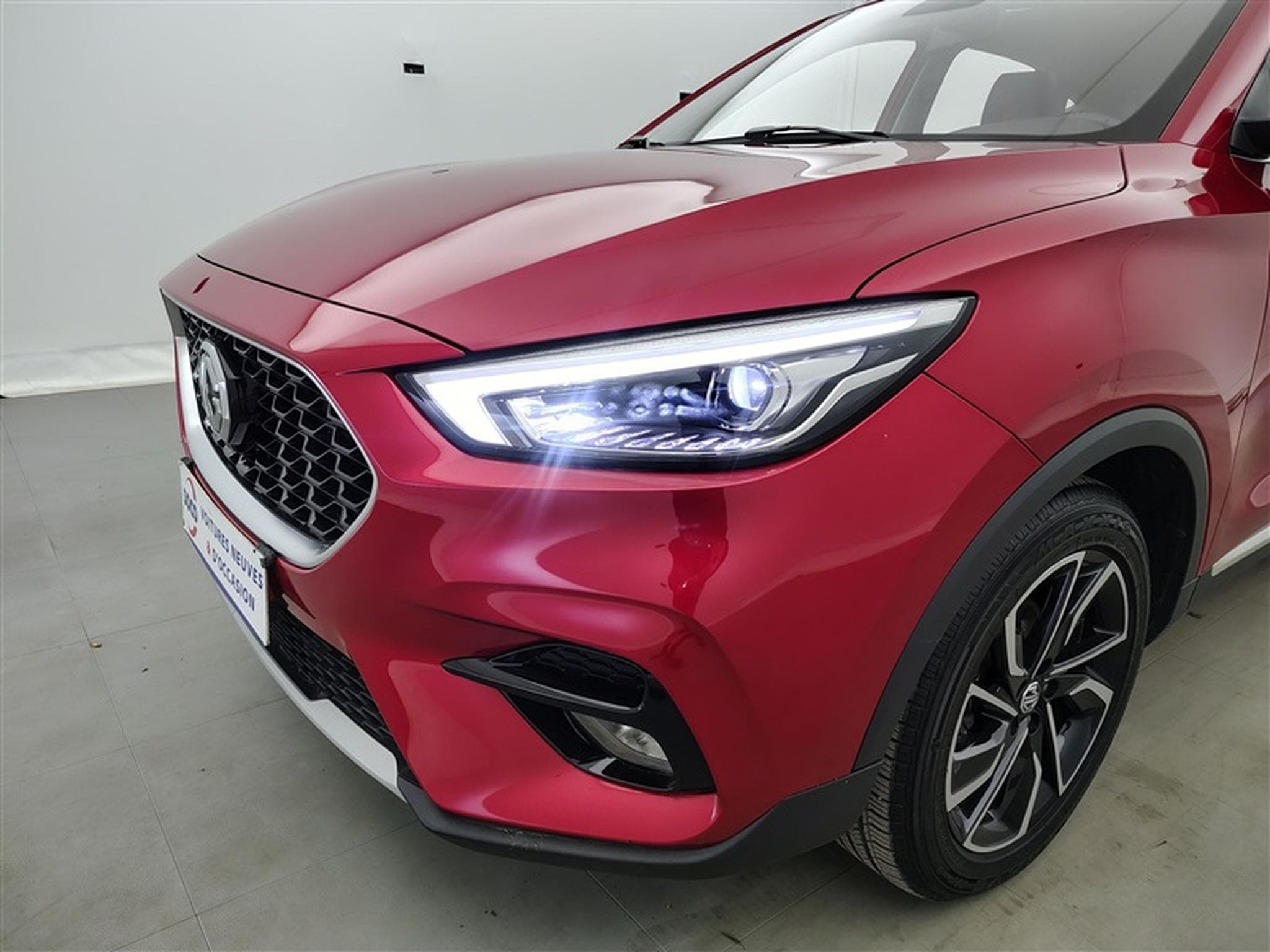 MG ZS 1.5 VTi 105cv Luxury NAVI / FULL LED / CUIR / CAMERA / JA 17 (2024) - Photo 15