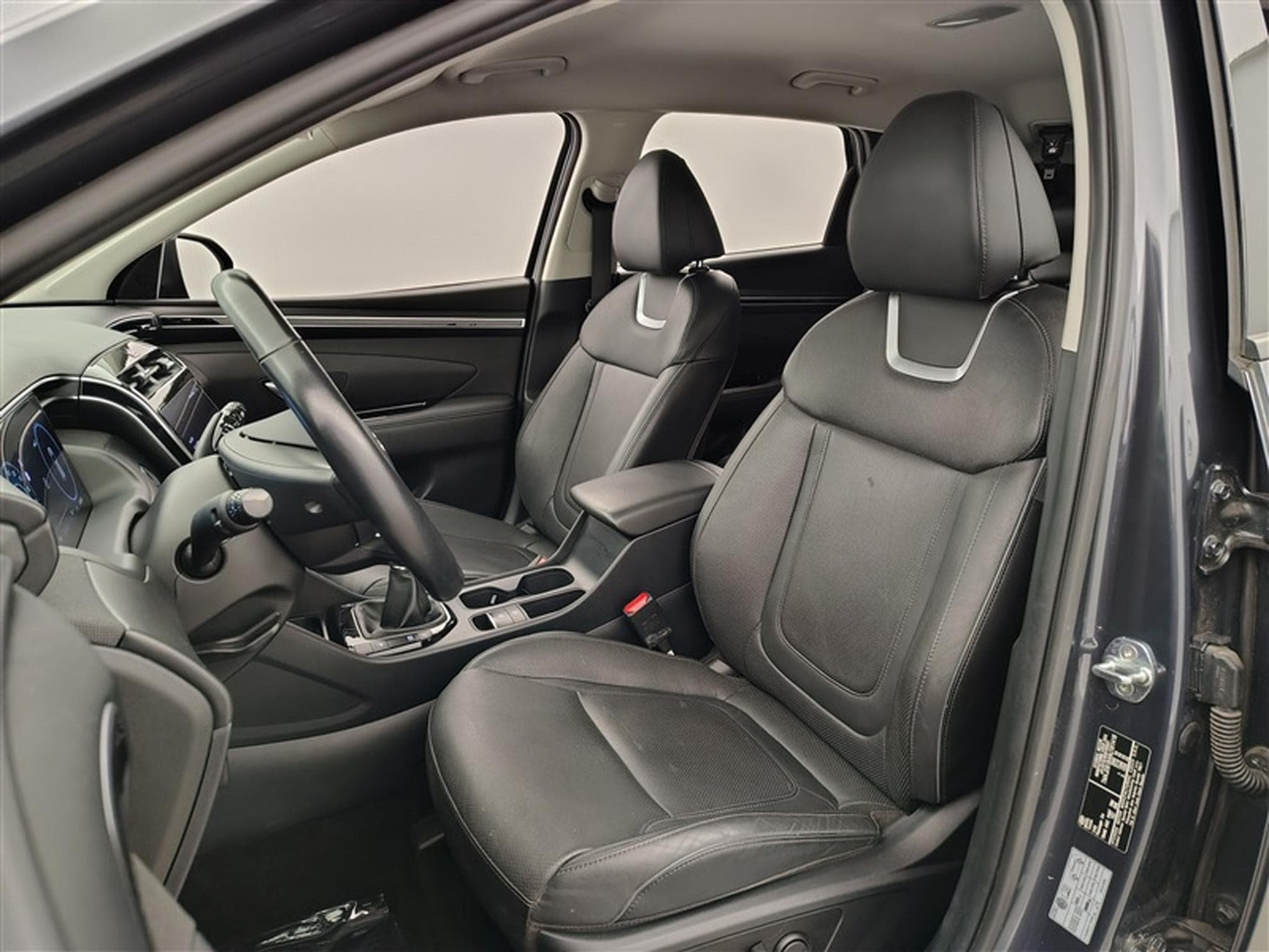 Hyundai Tucson 1.6 GDi Feel NAVI 8" / AUDIO KRELL / PDC AR / CAMERA / JA17" (2022) - Photo 7