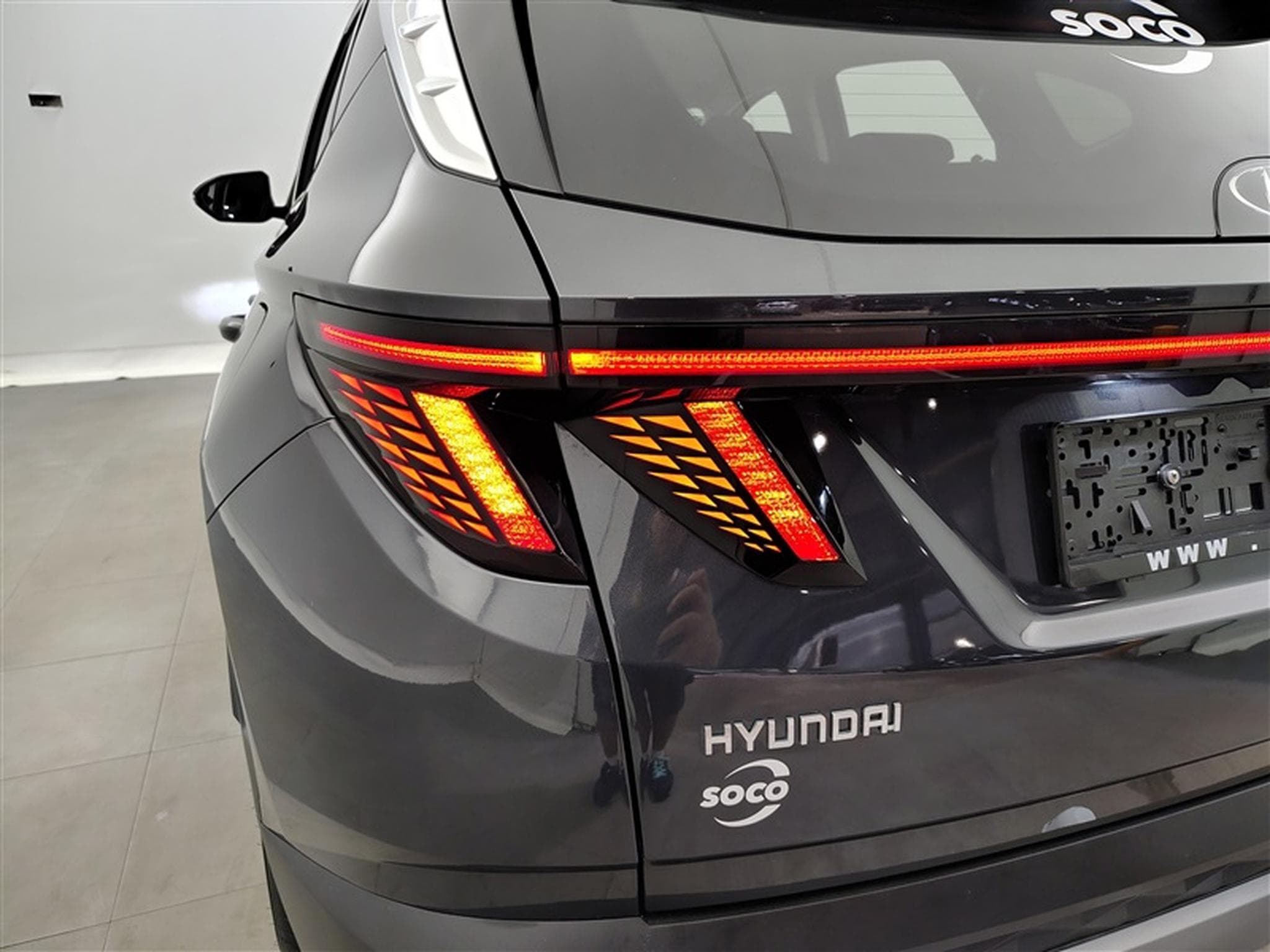 Hyundai Tucson 1.6 GDi Feel NAVI 8" / AUDIO KRELL / PDC AR / CAMERA / JA17" (2022) - Photo 16