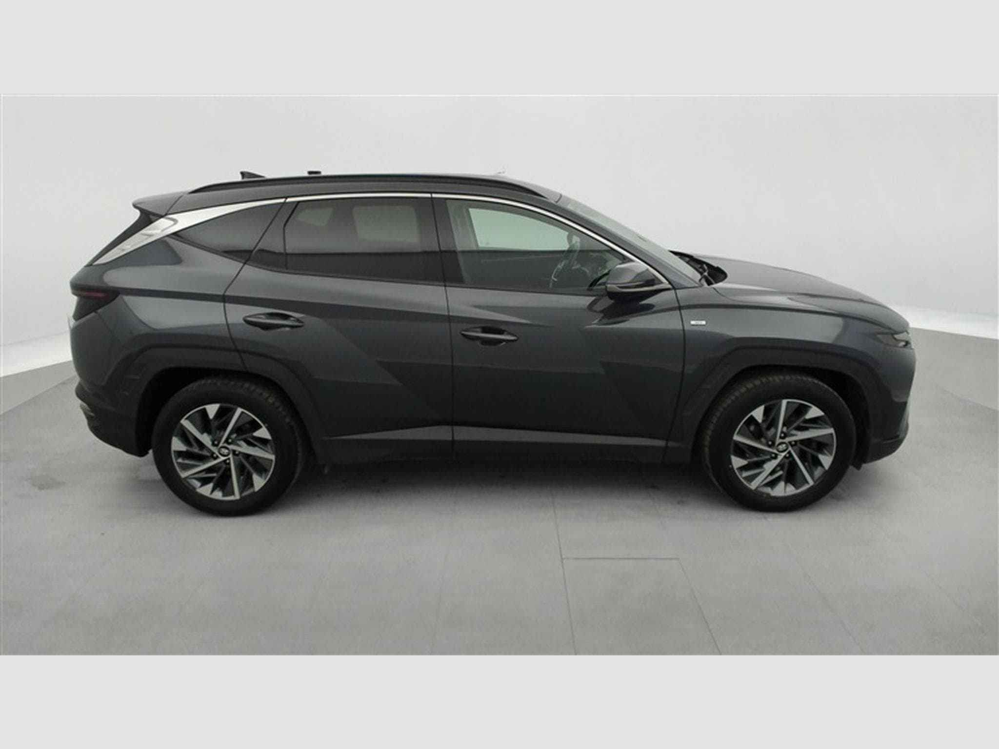 Hyundai Tucson 1.6 GDi Feel NAVI 8" / AUDIO KRELL / PDC AR / CAMERA / JA17" (2022) - Photo 25