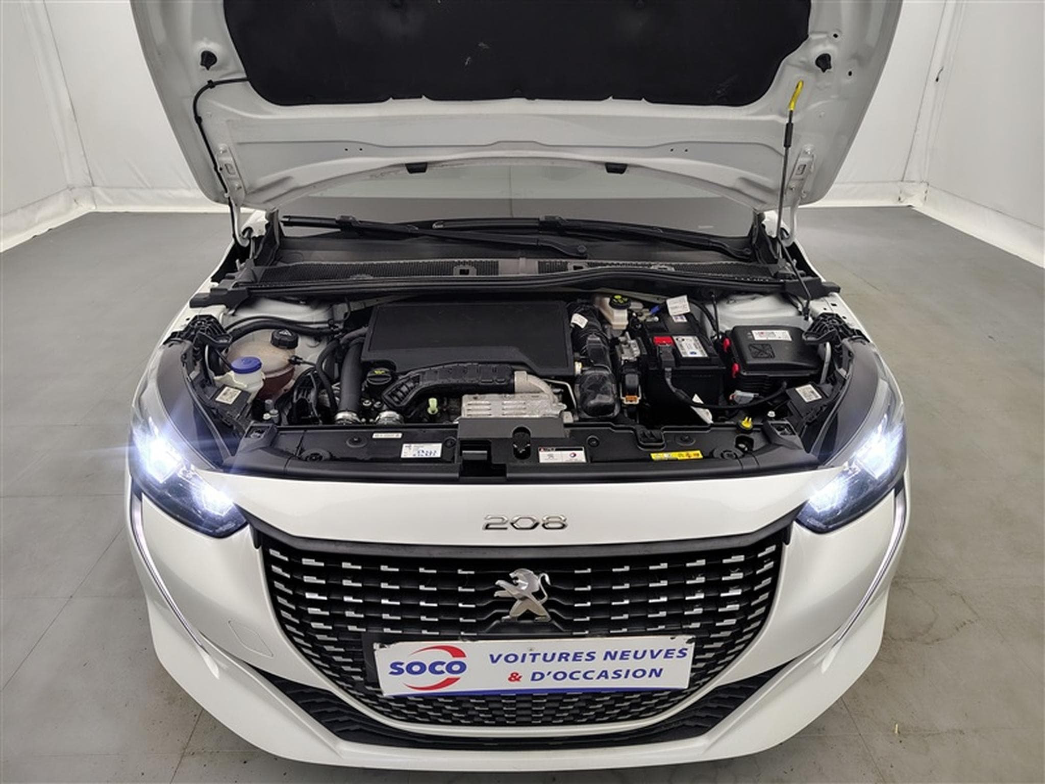 Peugeot 208 1.2i PureTech Allure CARPLAY / S-CUIR / CLIM / FULL LED (2022) - Photo 19