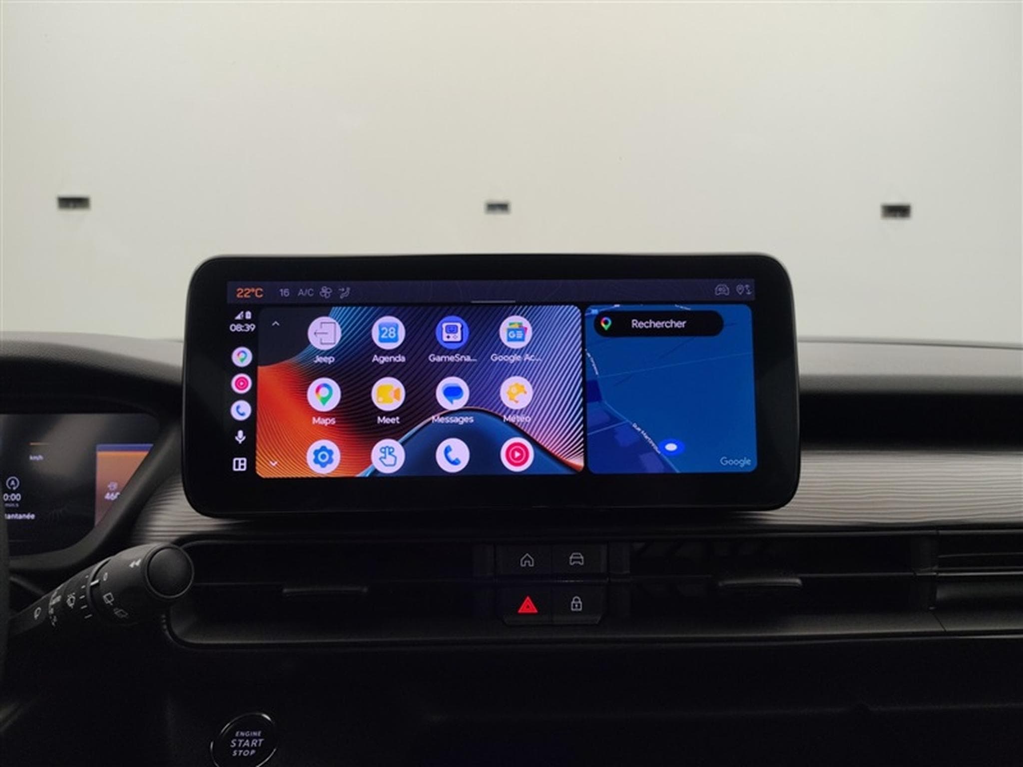 Jeep Avenger 1.2 Turbo 100cv Altitude NAVI / FULL LED / CUIR PARTIEL /CAM (2025) - Photo 15
