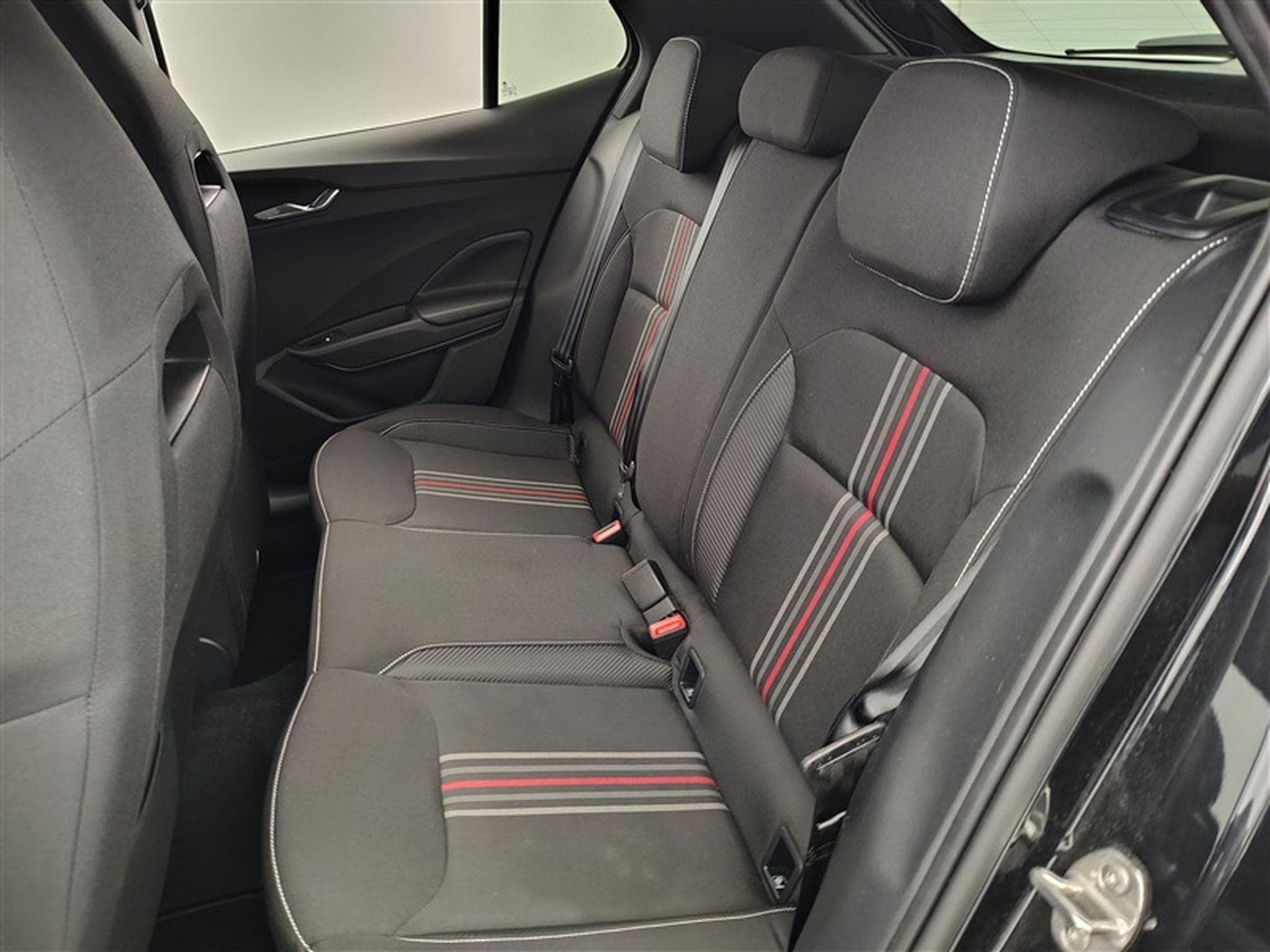 Skoda Fabia 1.0 TSI 115cv DSG MonteCarlo CARPLAY / FULL LED / PDC+CAMERA (2025) - Photo 12