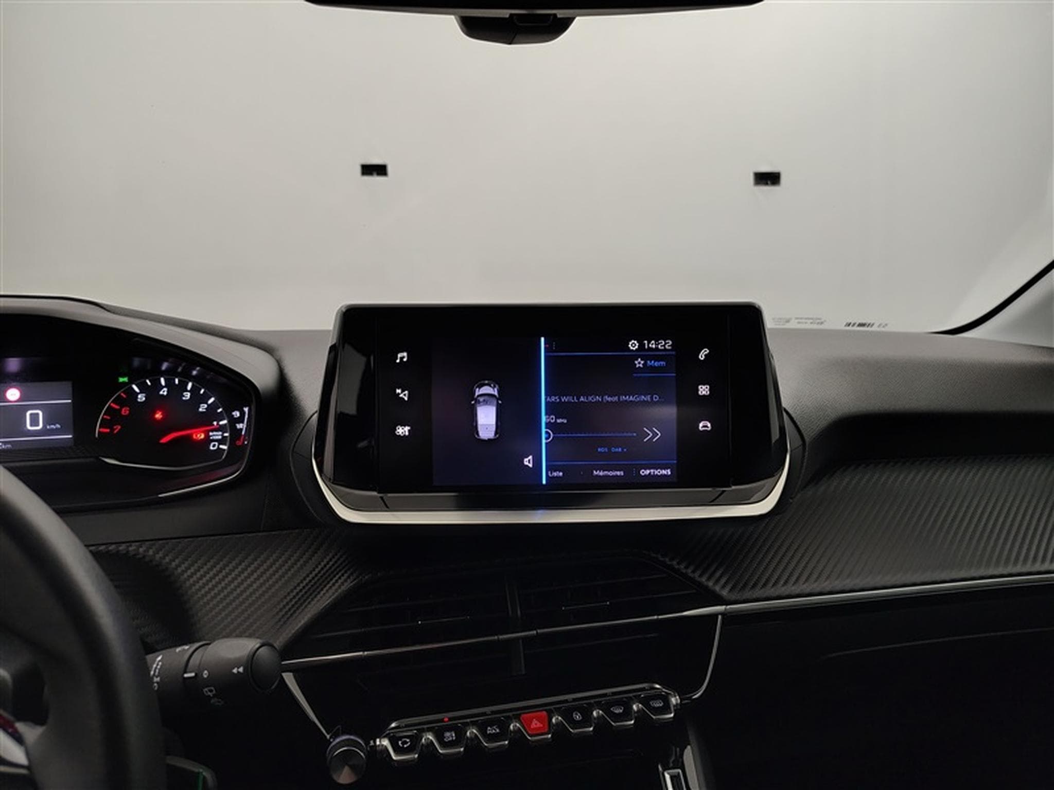 Peugeot 208 1.2i PureTech Active MIRRORLINK / PDC AR / JA 16" (2022) - Photo 17