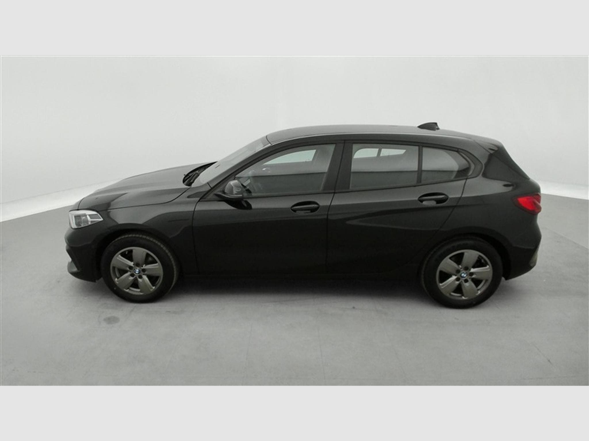 BMW 116 i NAVI / FULL LED / PDC AV-AR (2022) - Photo 3