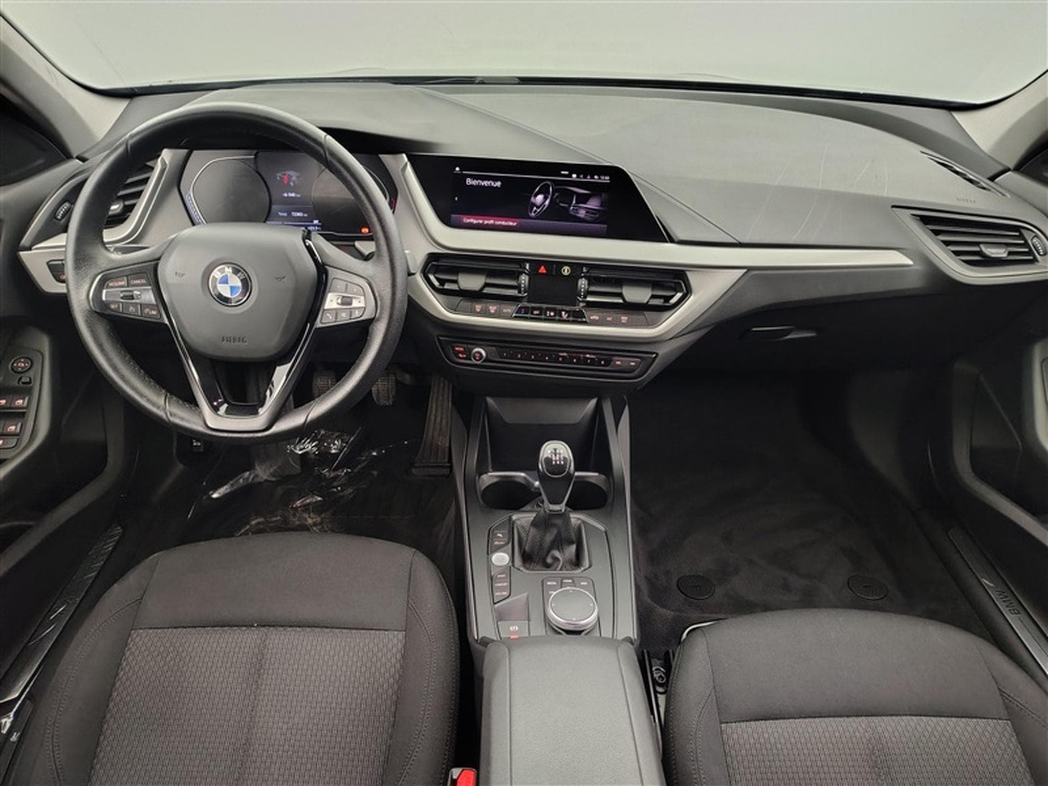 BMW 116 i NAVI / FULL LED / PDC AV-AR (2022) - Photo 8