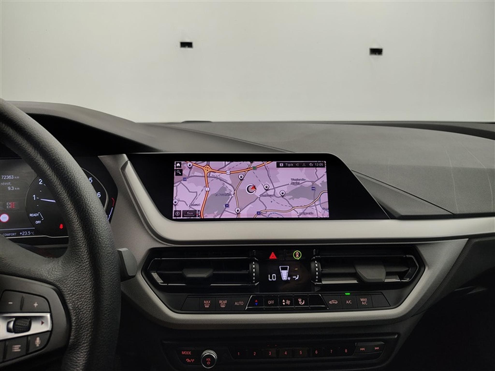 BMW 116 i NAVI / FULL LED / PDC AV-AR (2022) - Photo 11