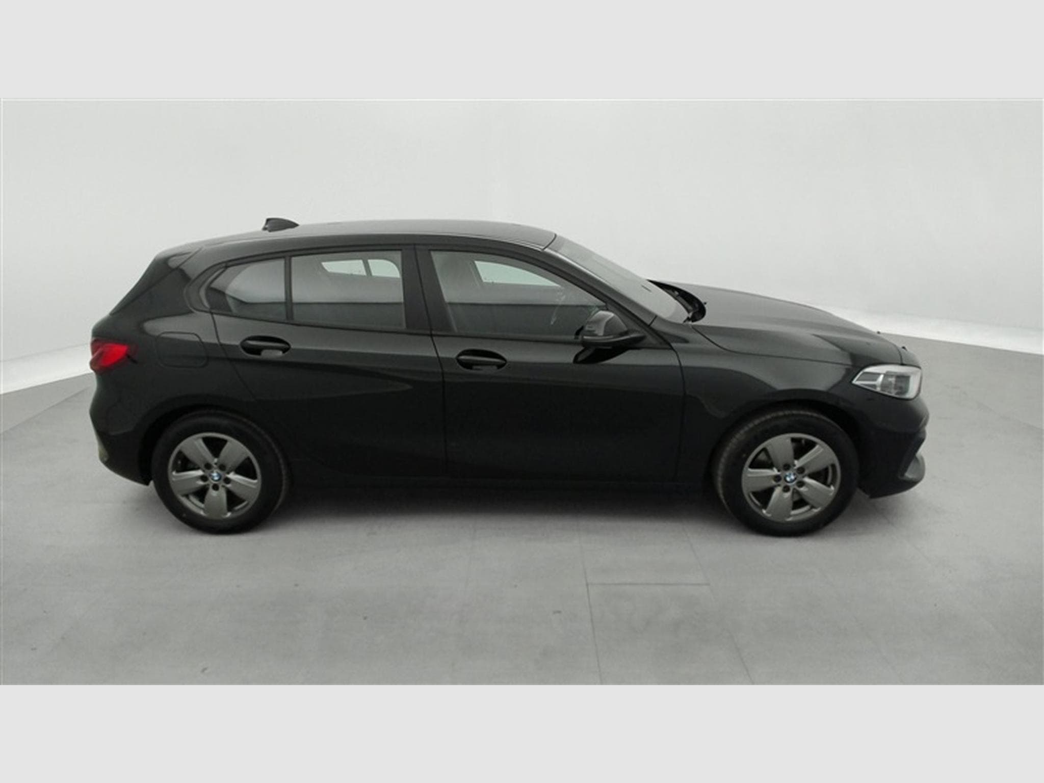 BMW 116 i NAVI / FULL LED / PDC AV-AR (2022) - Photo 24