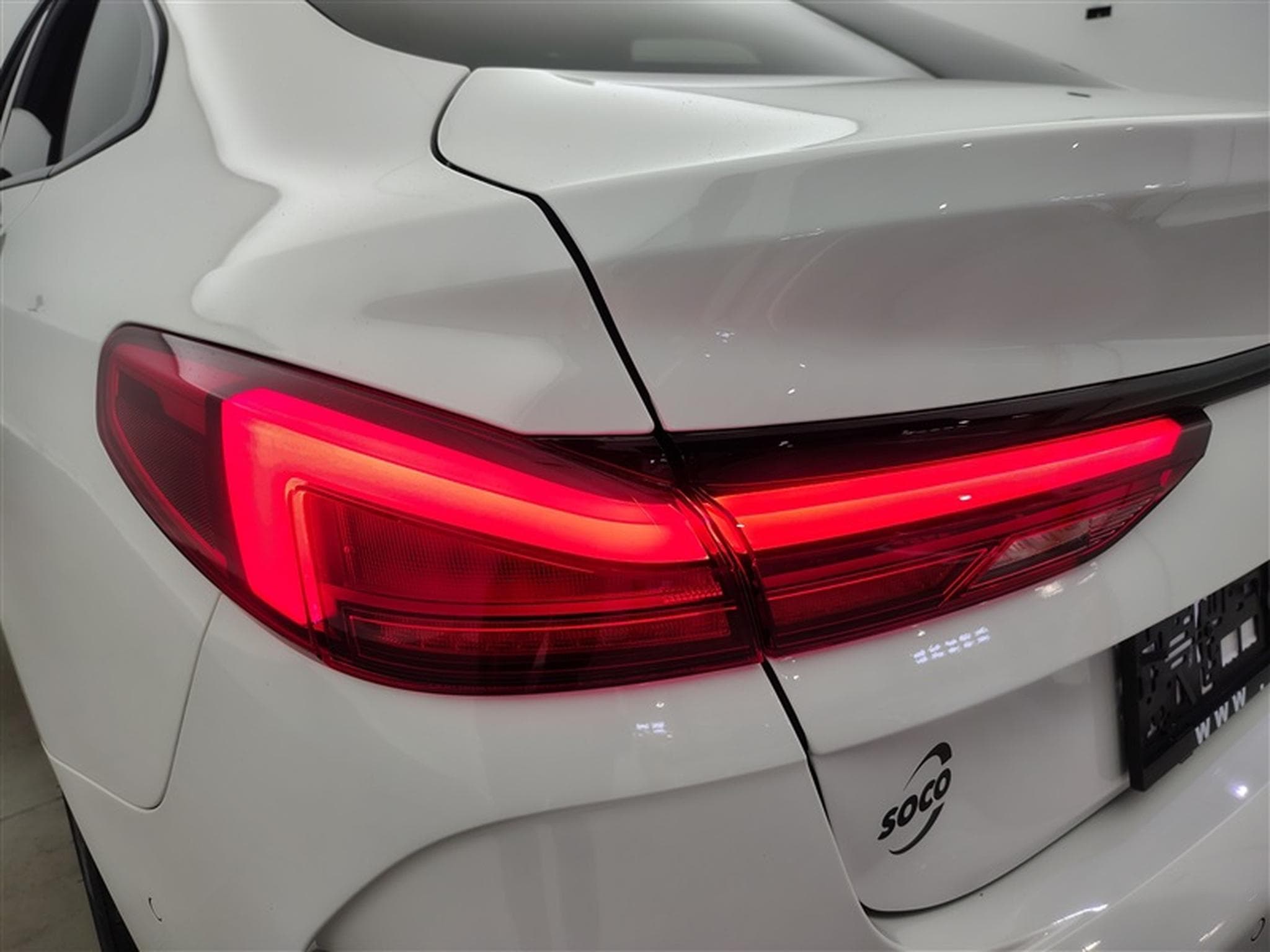BMW 220 Gran Coupé 220iXA Xdrive *NAVI/FULL LED/CAMERA/JA18* (2022) - Photo 16