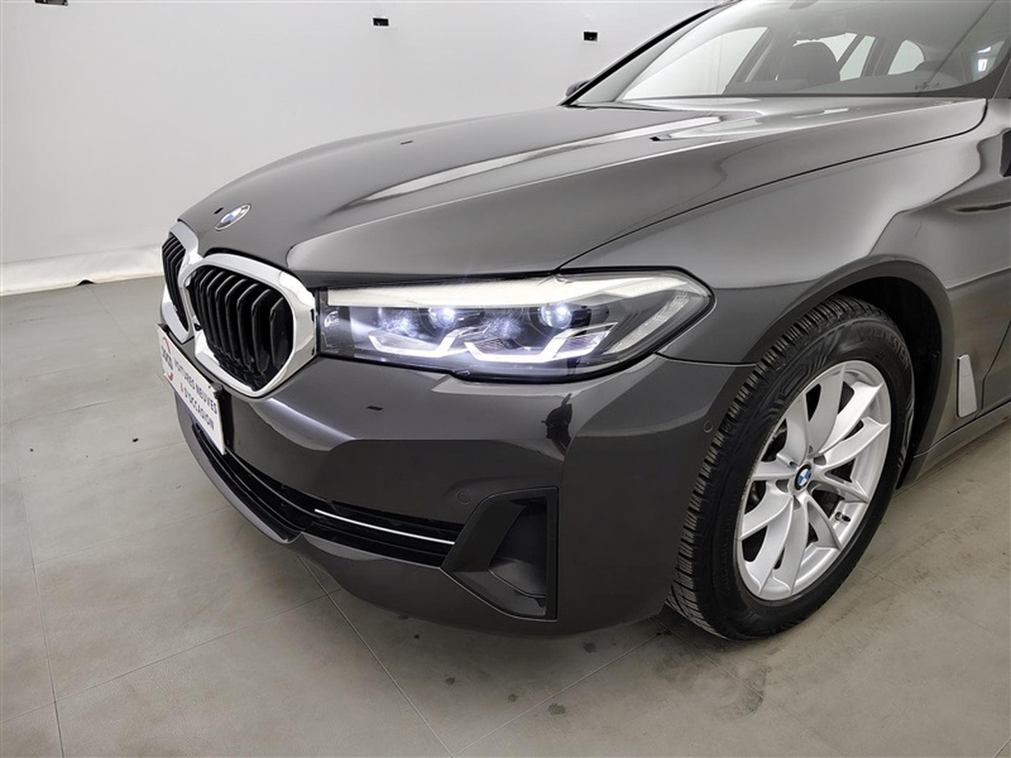 BMW 520 Touring 520iA MHEV/CUIR/NAVI/FULL LED/JA/PDC (2023) - Photo 15