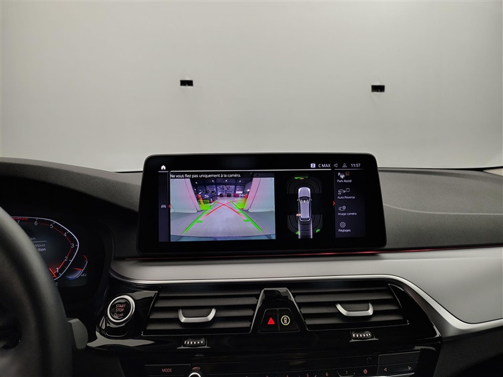 BMW 520 Touring 520iA MHEV/CUIR/NAVI/FULL LED/JA/PDC (2023) - Photo 18