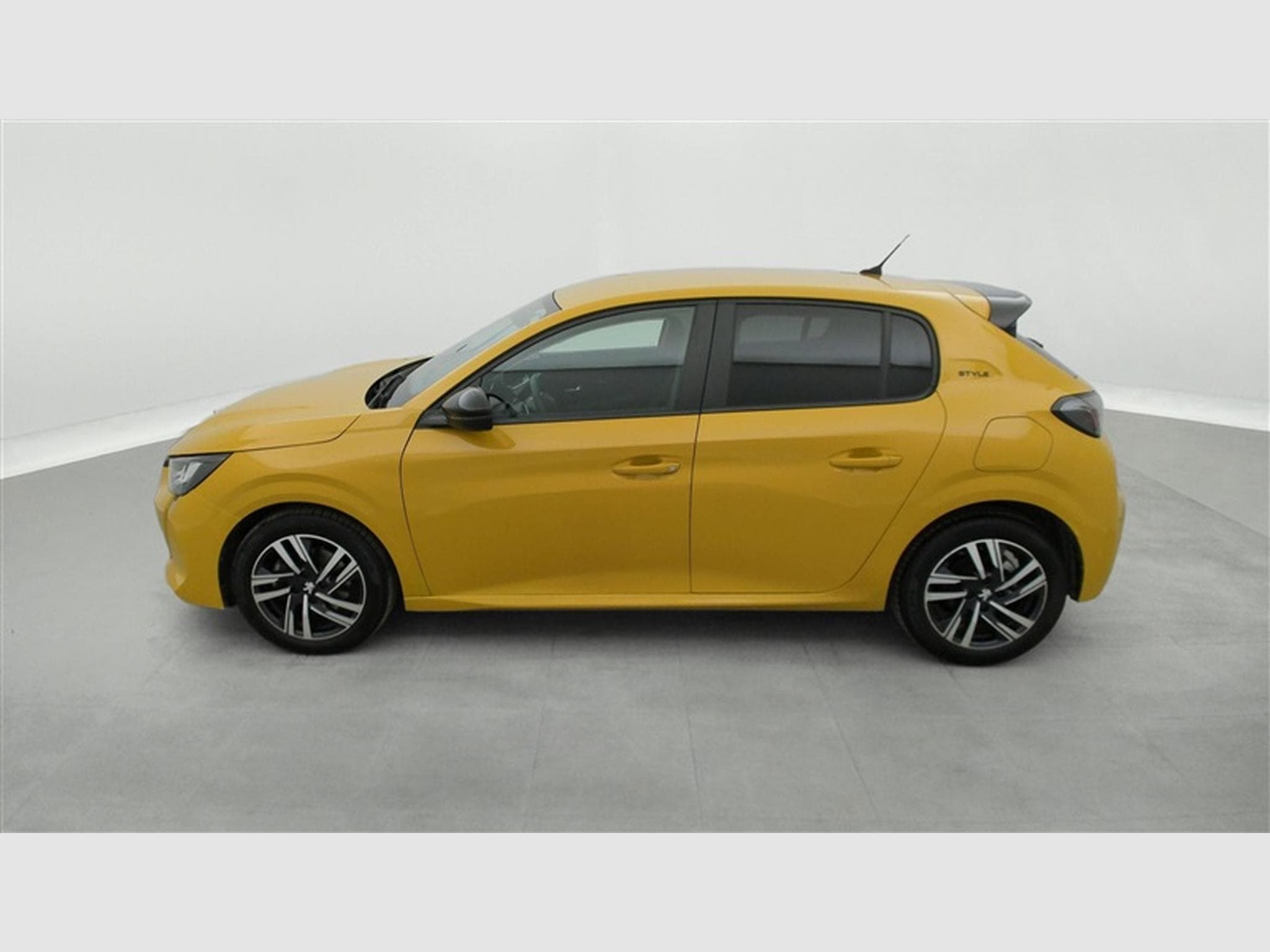 Peugeot 208 1.2i PureTech 100Cv EAT8 Style NAVI / FULL LED / PDC (2023) - Photo 3