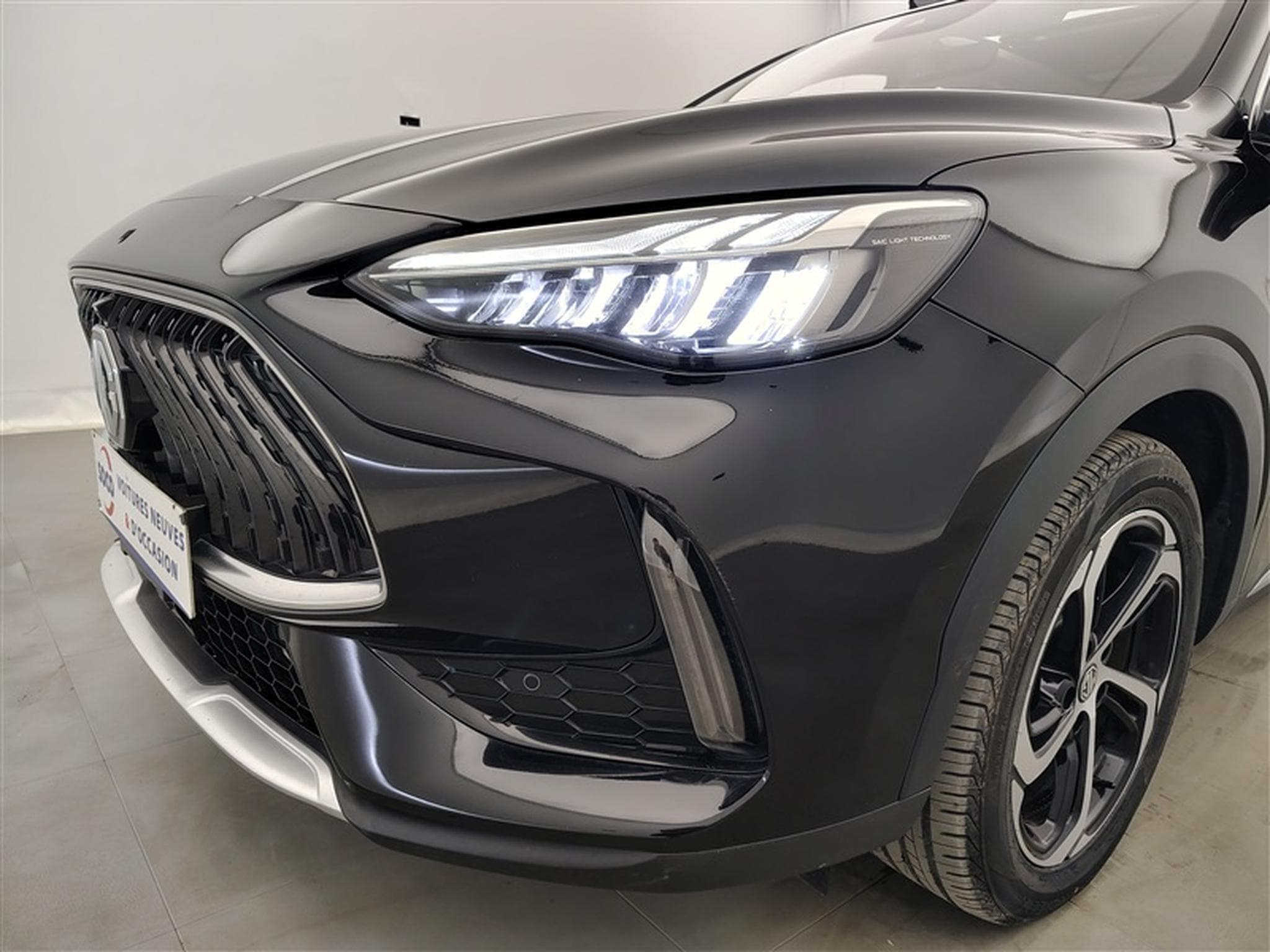 MG HS 1.5 T-GDi 160cv BVA Luxury NAVI / FULL LED / CUIR / PANO (2024) - Photo 15