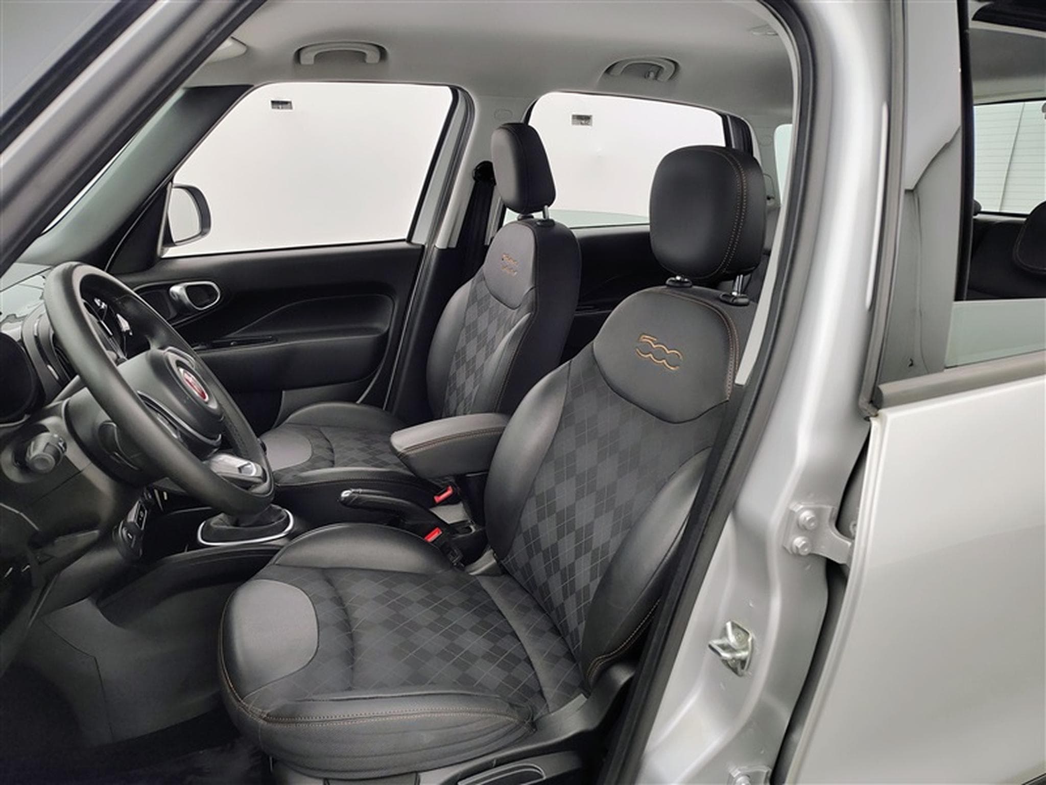 Fiat 500L 1.4i 120TH/S-CUIR/NAVI/JA16/PDC (2020) - Photo 7