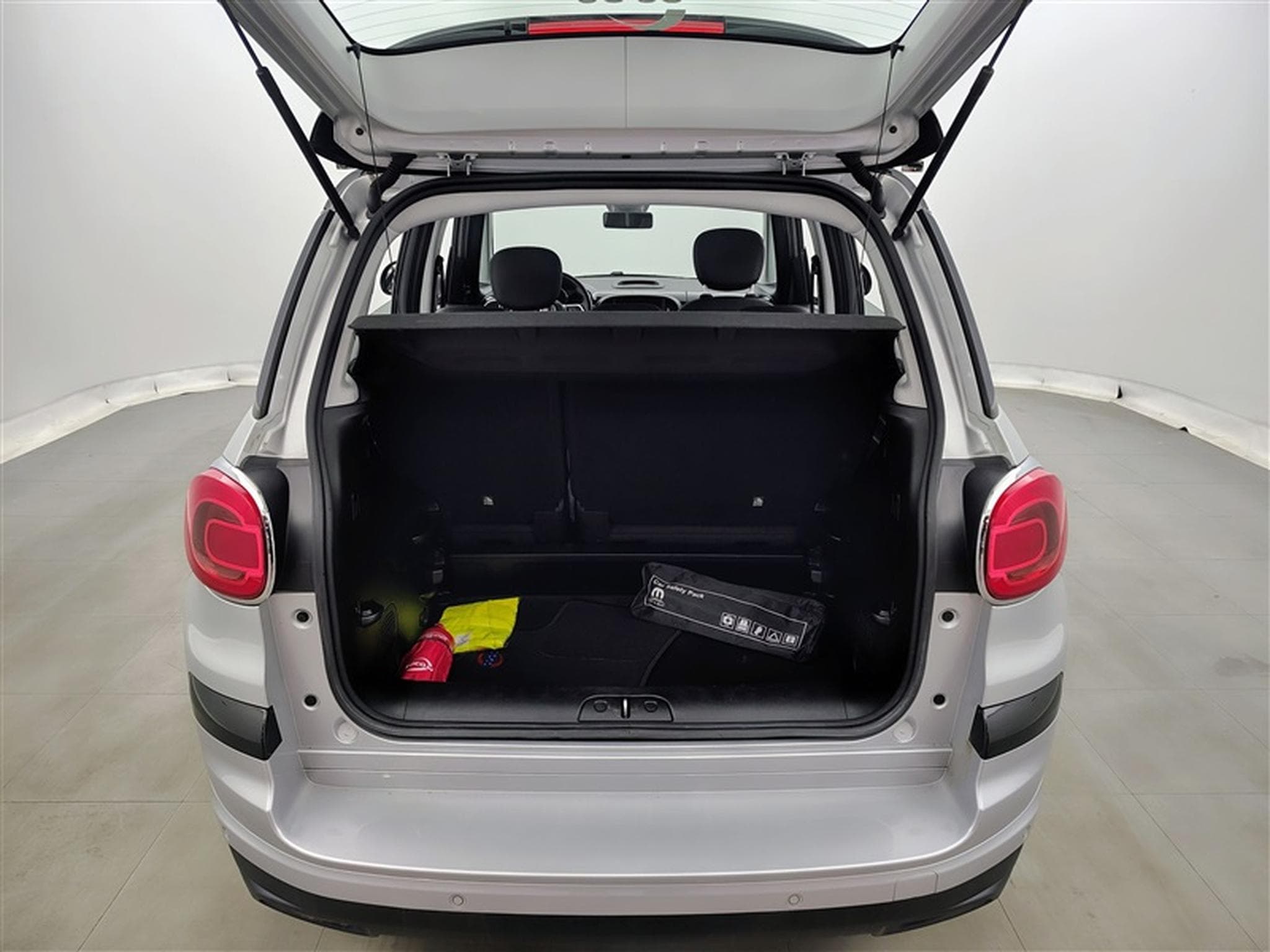 Fiat 500L 1.4i 120TH/S-CUIR/NAVI/JA16/PDC (2020) - Photo 14