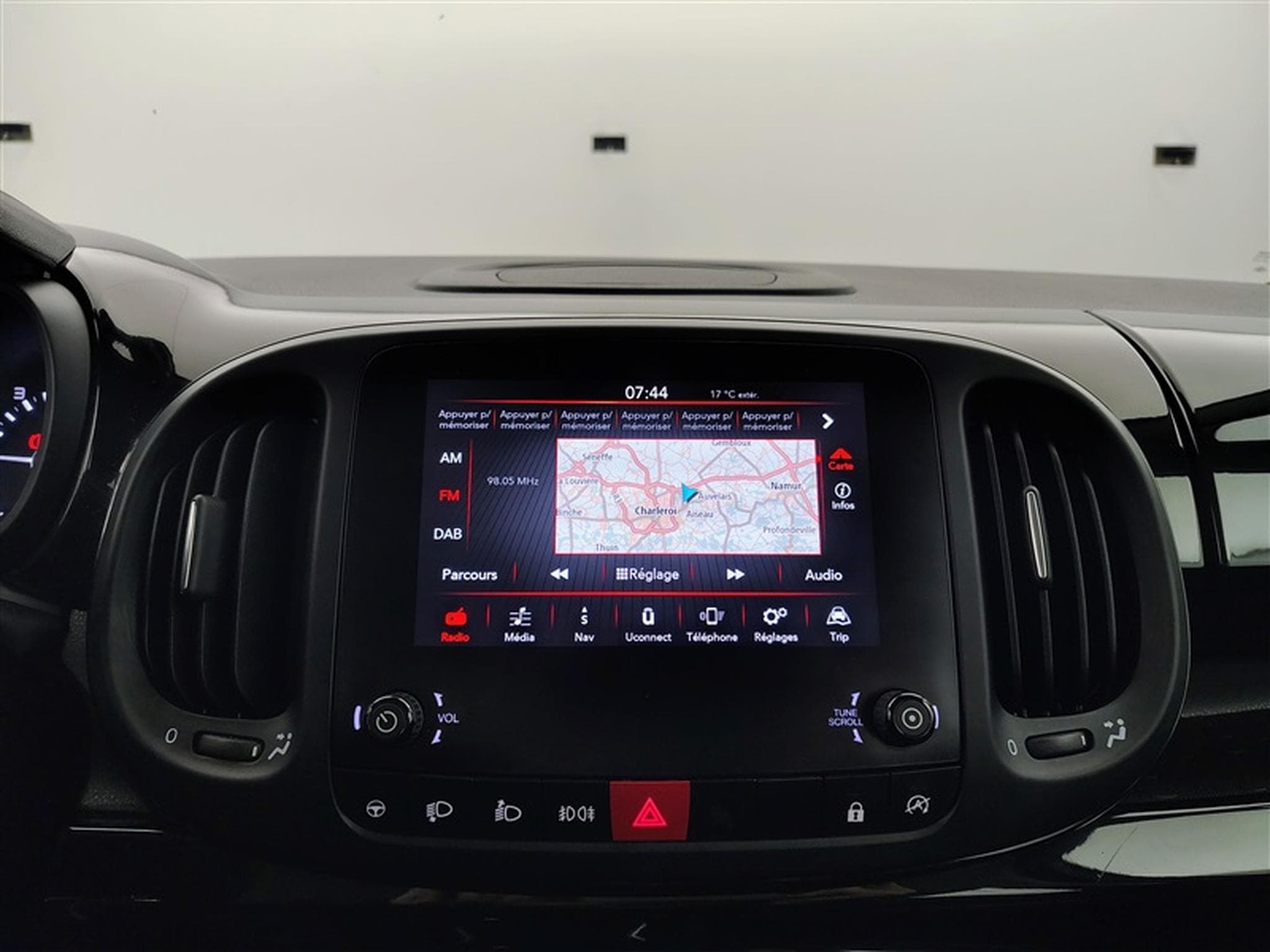 Fiat 500L 1.4i 120TH/S-CUIR/NAVI/JA16/PDC (2020) - Photo 11