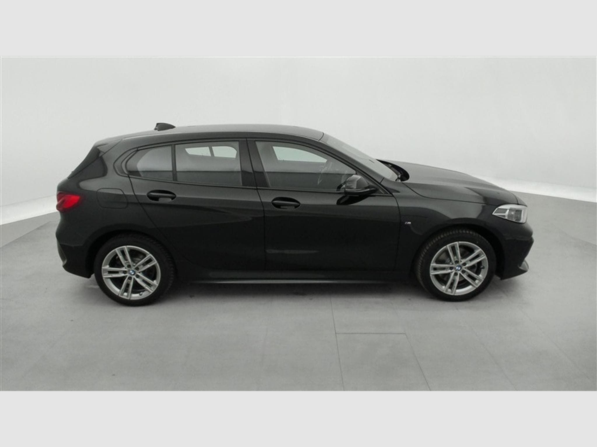 BMW 118 iA Pack M NAVI / FULL LED / S-CUIR (2023) - Photo 24