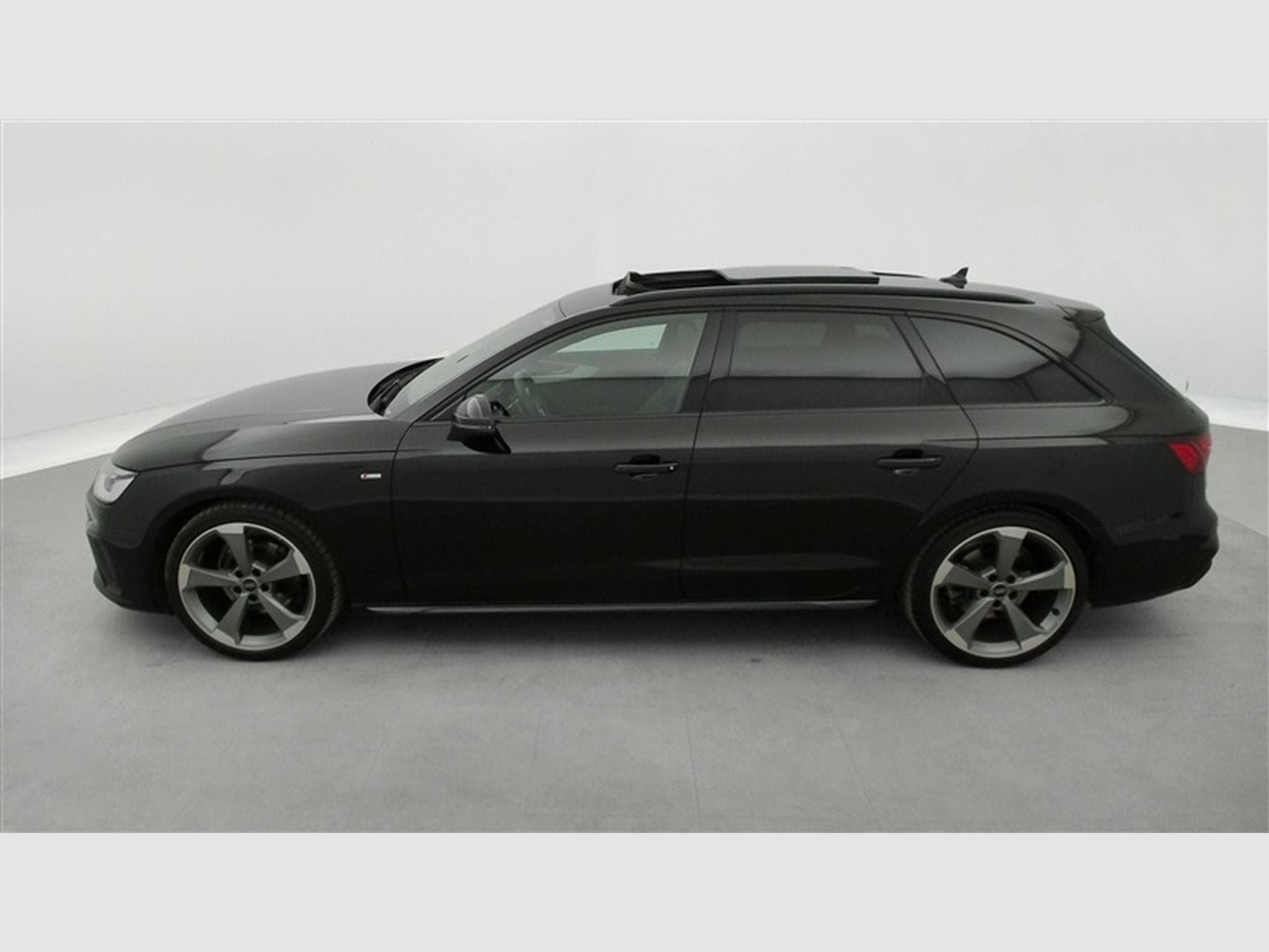 Audi A4 Avant 35 TFSI S-Line Competition S-Tronic Navi / Led / Pano (2024) - Photo 3