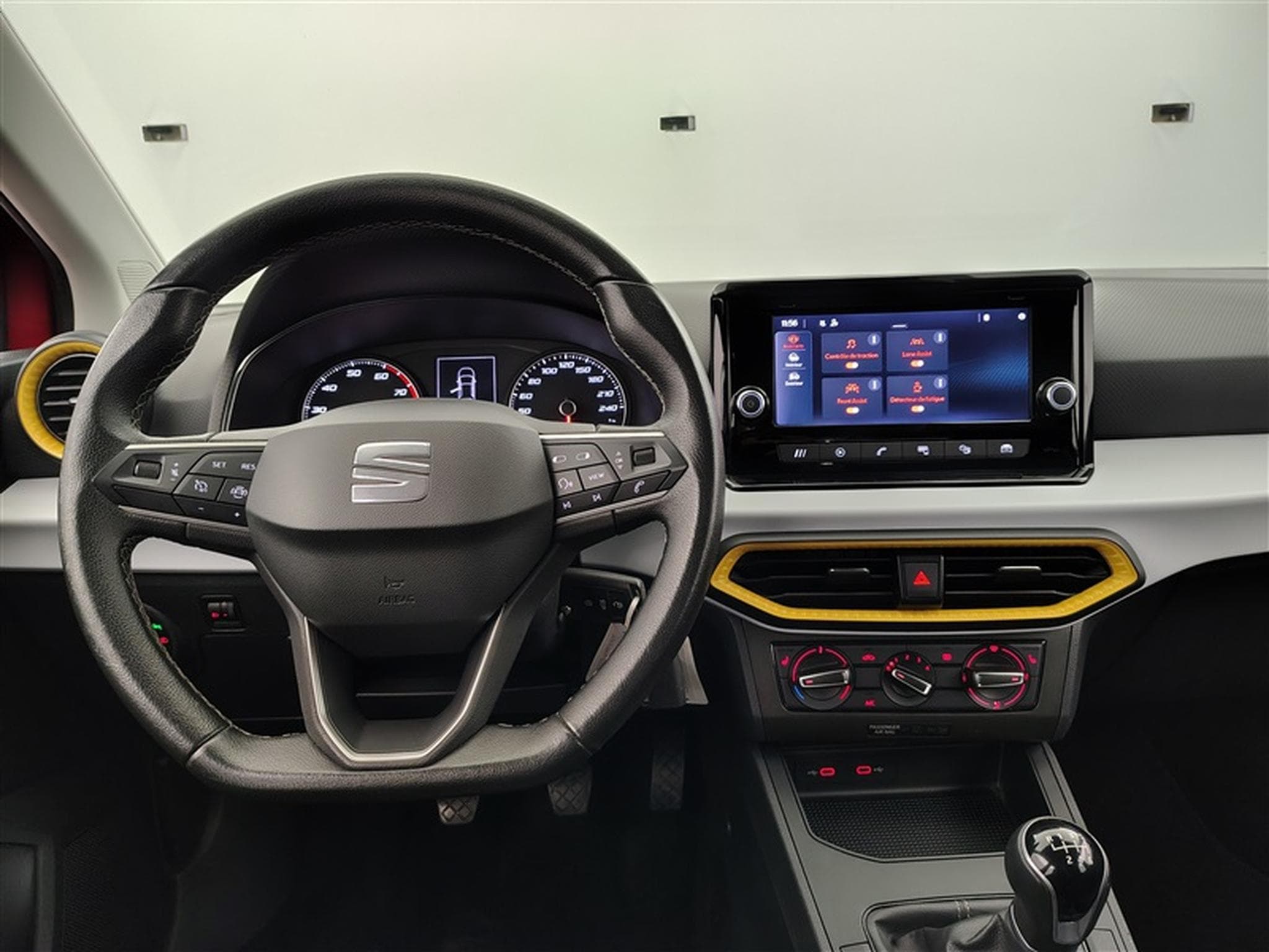 Seat Ibiza 1.0 TSI 110cv Style APP CONNECT / FULL LED / PDC AR / JA 15" (2023) - Photo 9