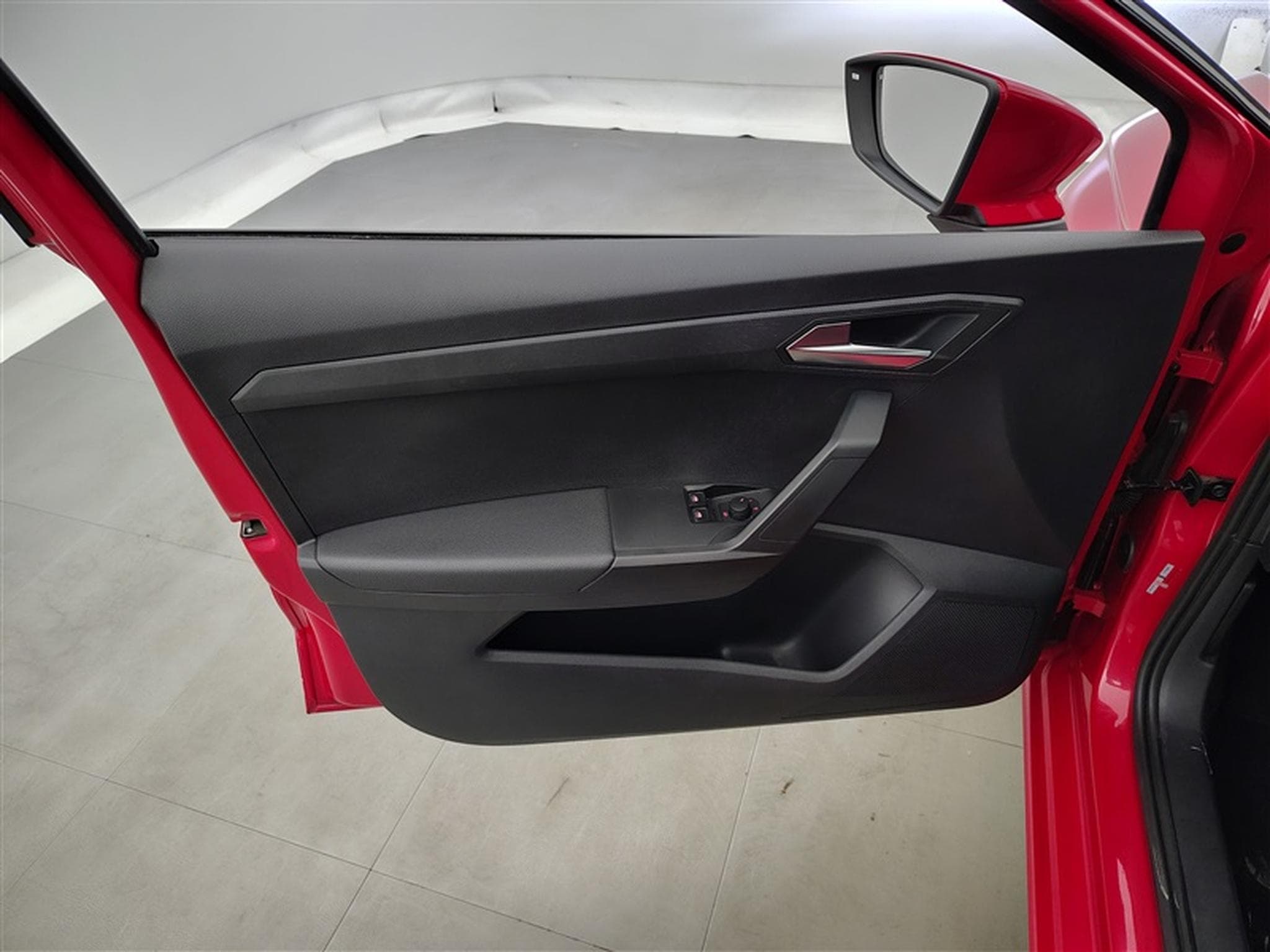 Seat Ibiza 1.0 TSI 110cv Style APP CONNECT / FULL LED / PDC AR / JA 15" (2023) - Photo 17