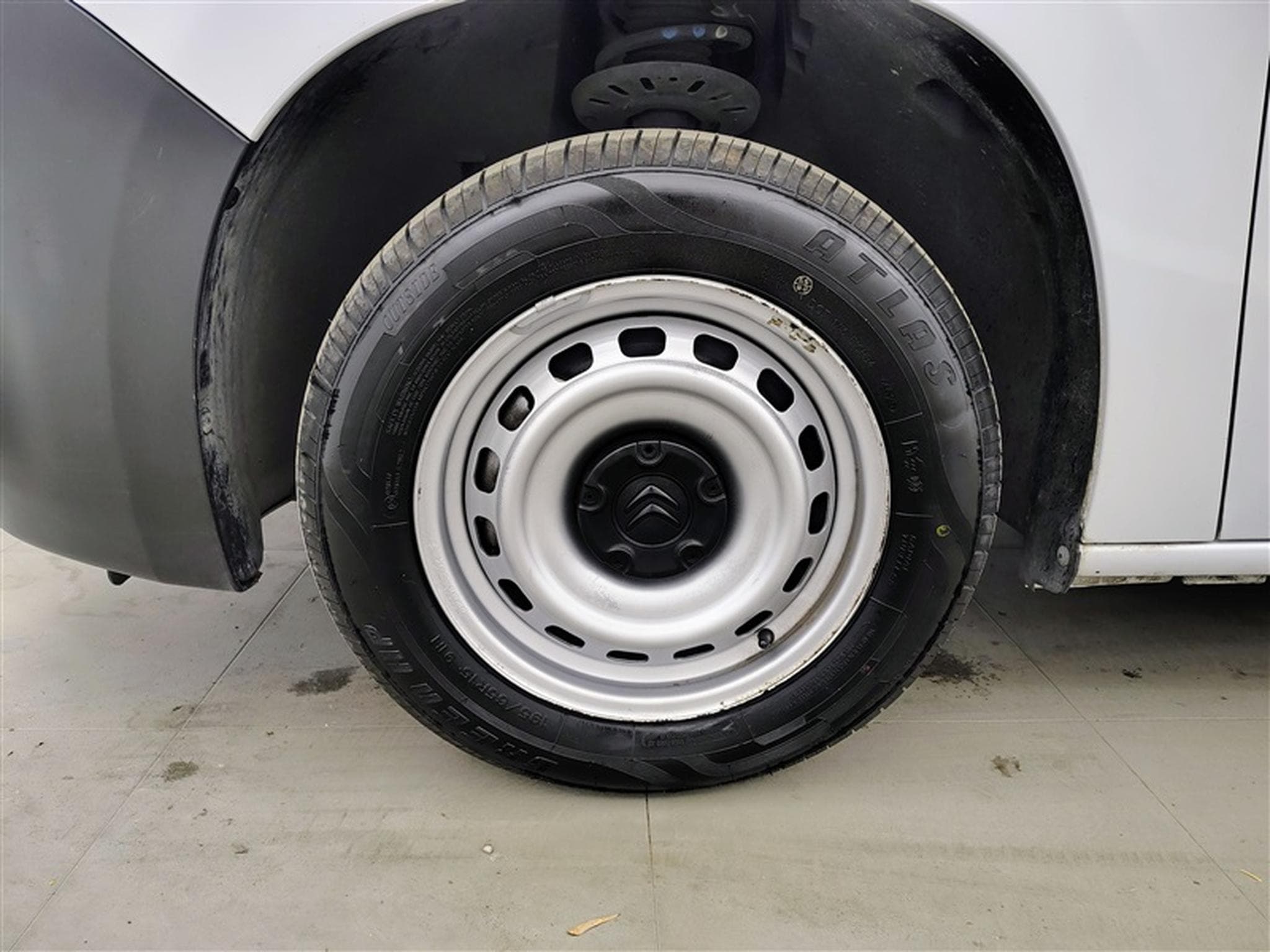 Citroen Berlingo 1.2 PureTech M Light S/S (EU6.4) (2023) - Photo 6
