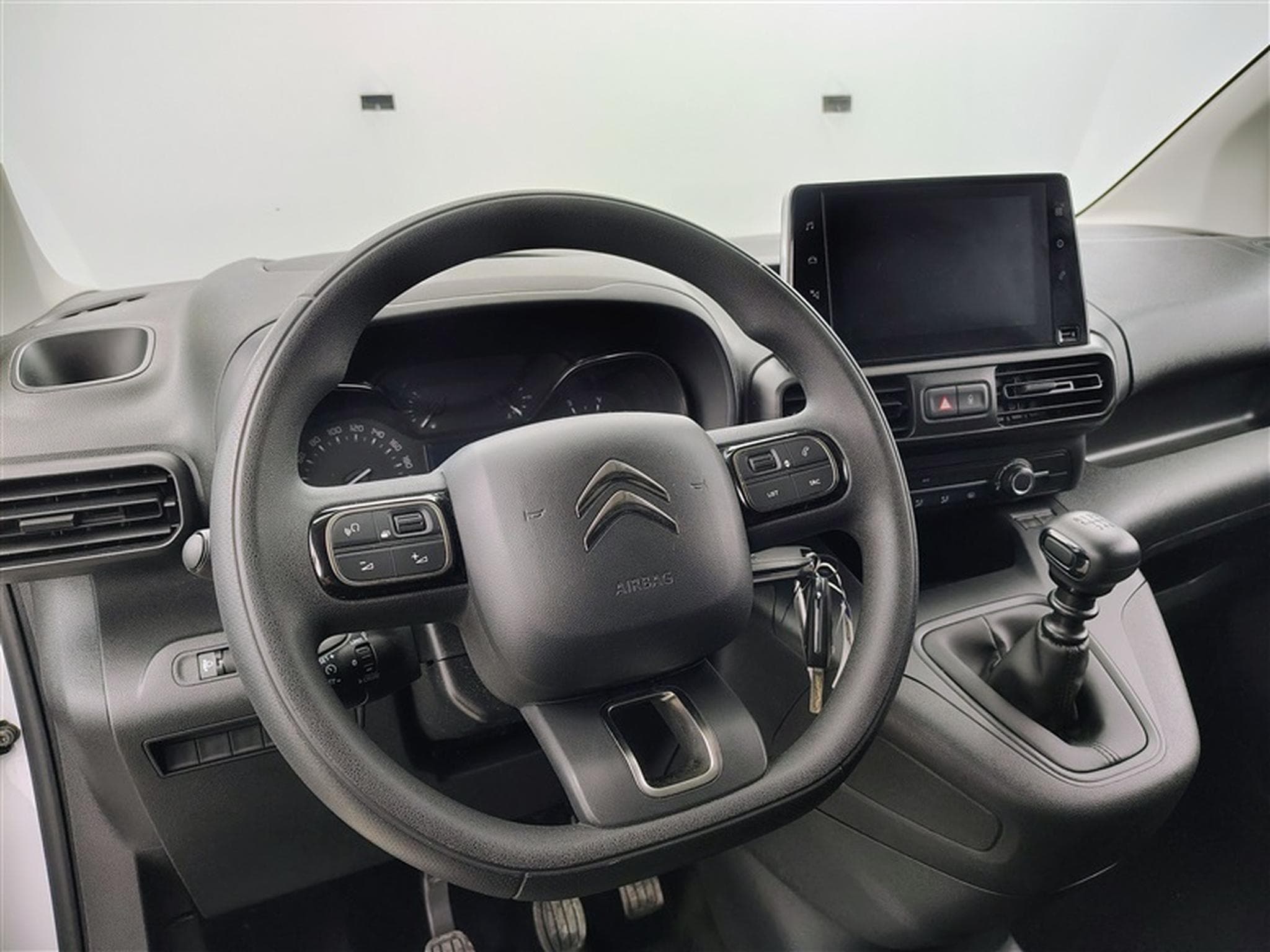 Citroen Berlingo 1.2 PureTech M Light S/S (EU6.4) (2023) - Photo 9