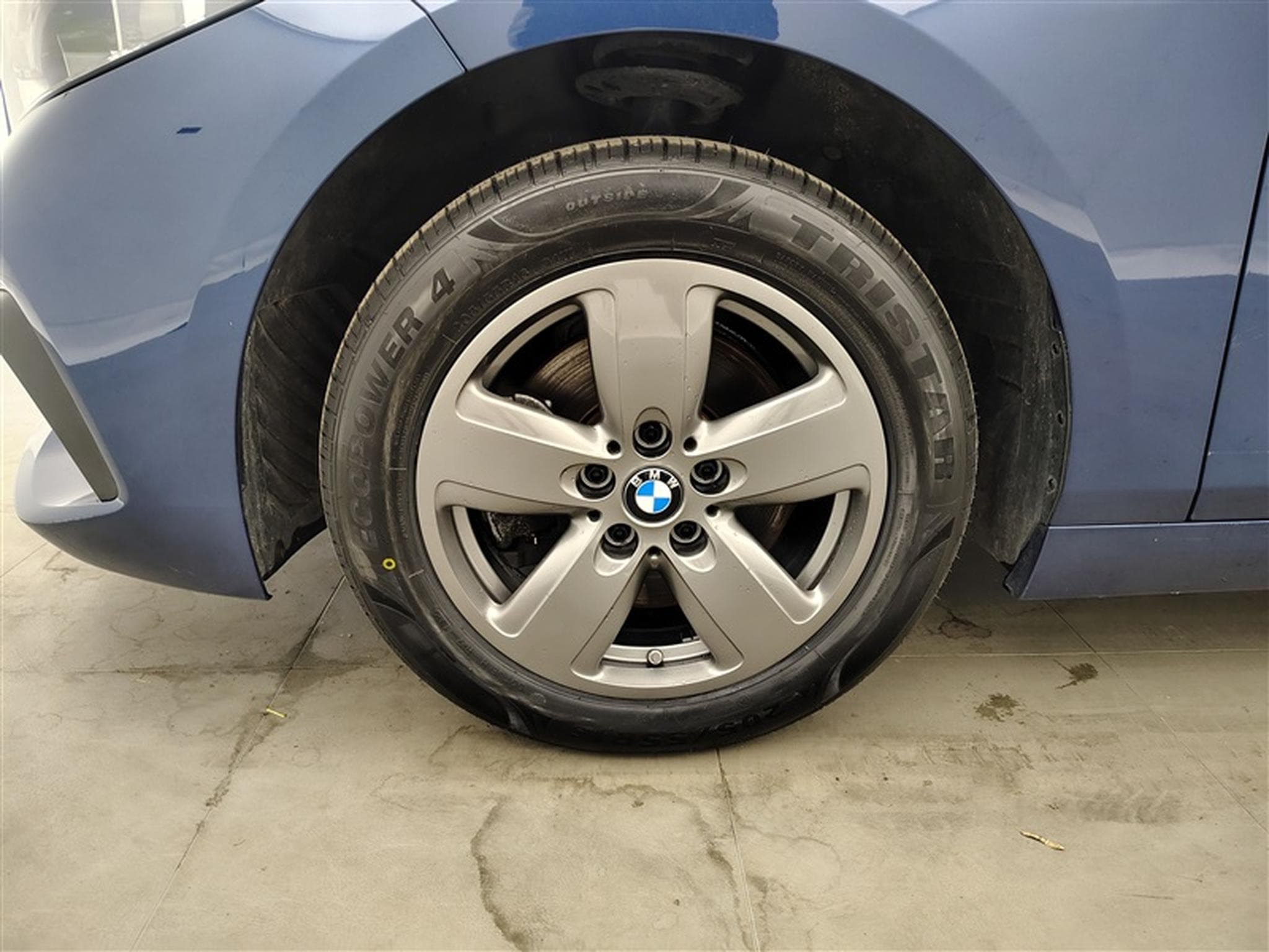 BMW 116 d  NAVI / FULL LED / PDC AV-AR (2023) - Photo 5