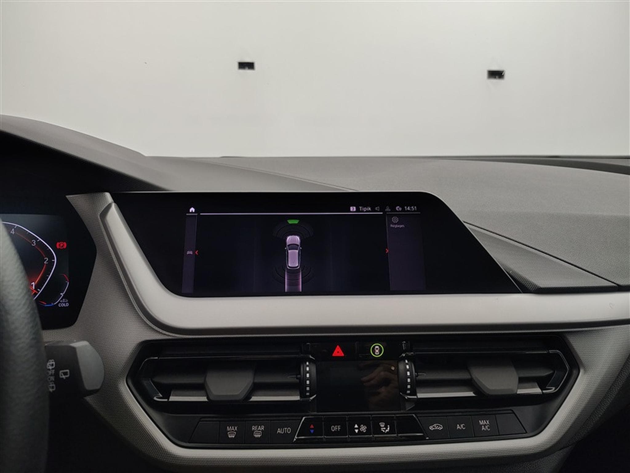 BMW 116 d  NAVI / FULL LED / PDC AV-AR (2023) - Photo 17