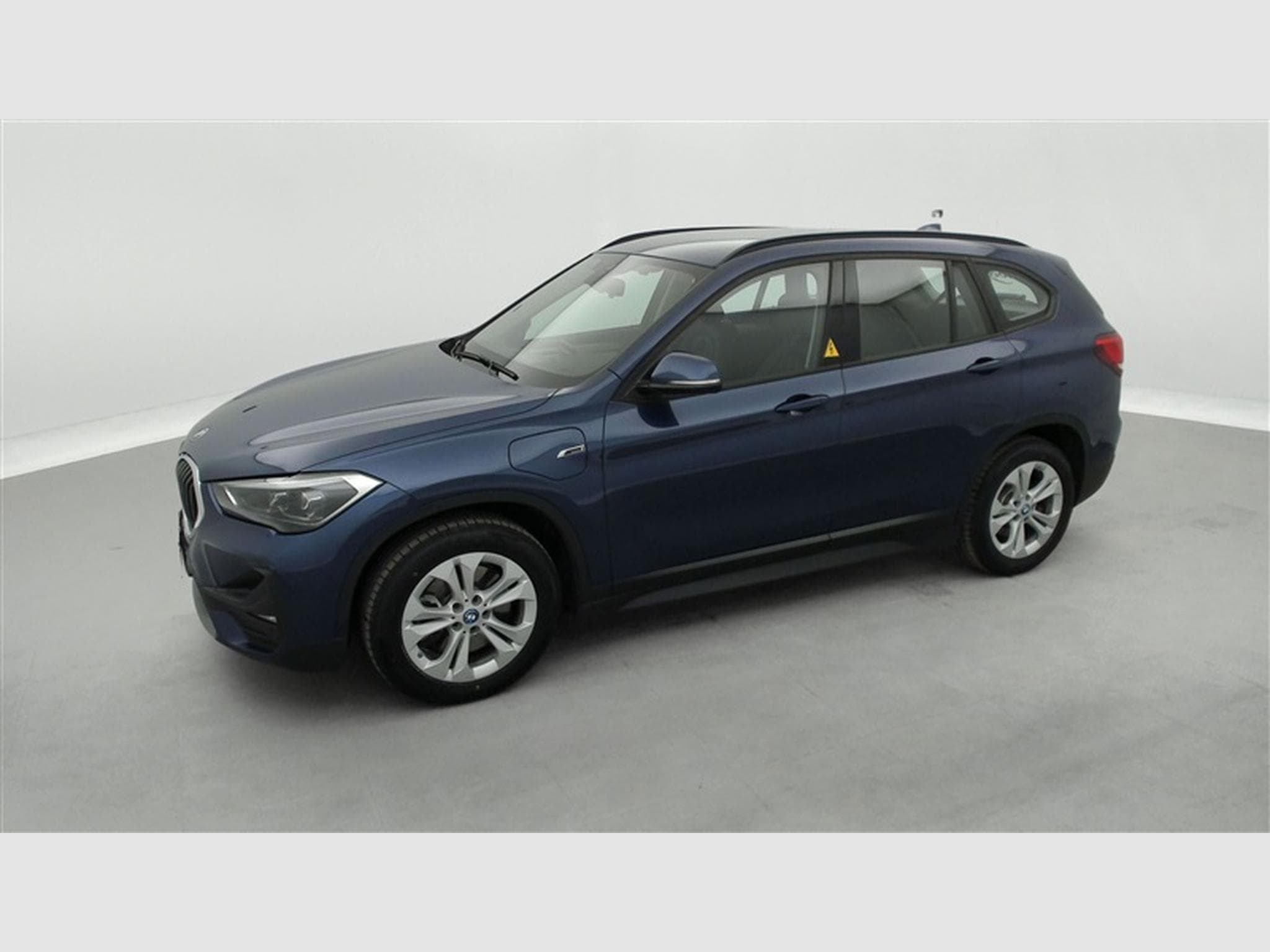 BMW X1 PHEV 1.5iA xDrive25e NAVI / FULL LED / CUIR / HUD (2022) - Photo 21