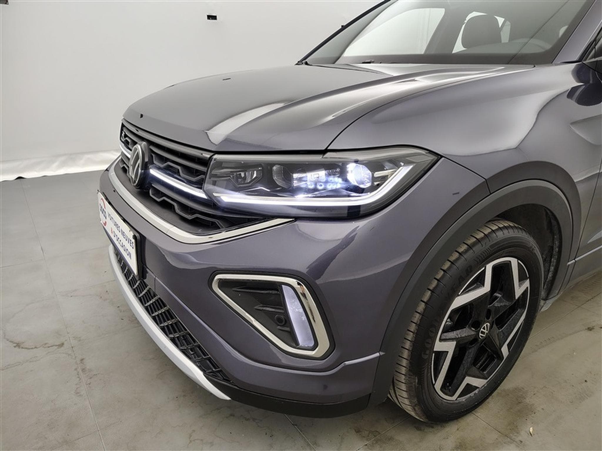 VW T-Cross 1.0 TSI 115Cv DSG7 R-Line CARPLAY / CAMERA / FULL LED (2025) - Photo 15