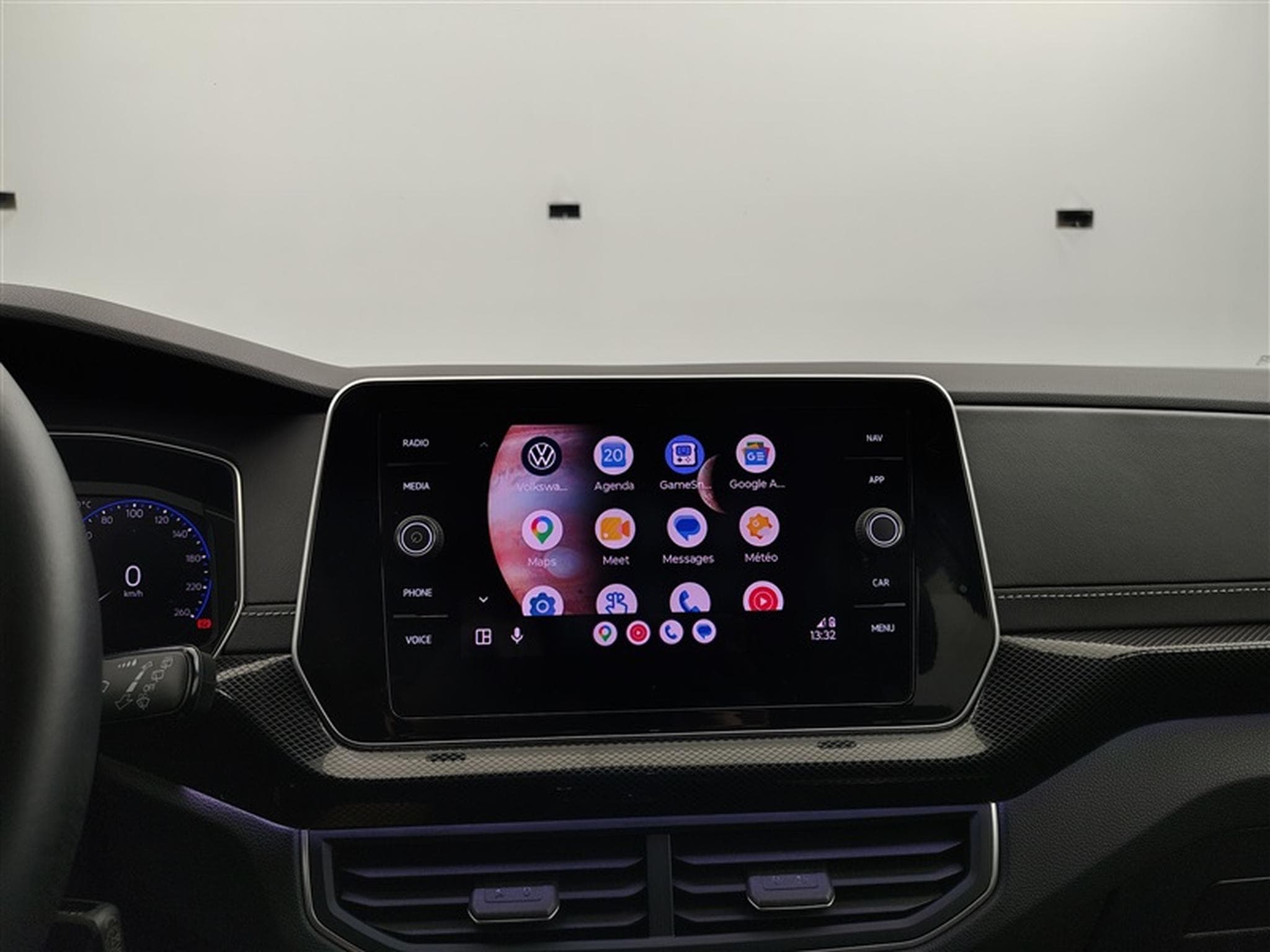 VW T-Cross 1.0 TSI 115Cv DSG7 R-Line CARPLAY / CAMERA / FULL LED (2025) - Photo 20