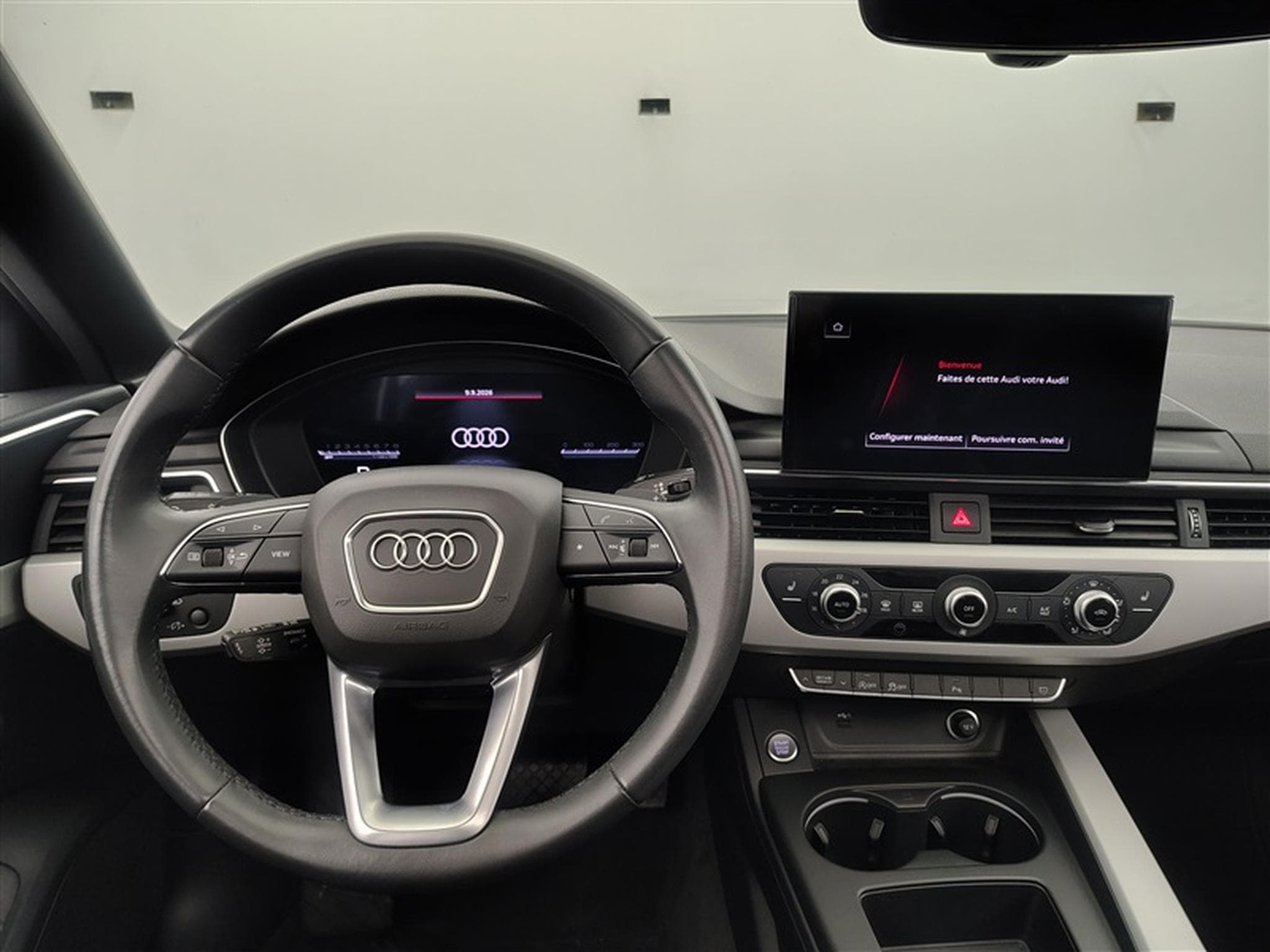 Audi A4 35 TFSI S tronic S-LINE/S-CUIR/NAVI/TO PANO/FULL LED (2023) - Photo 9