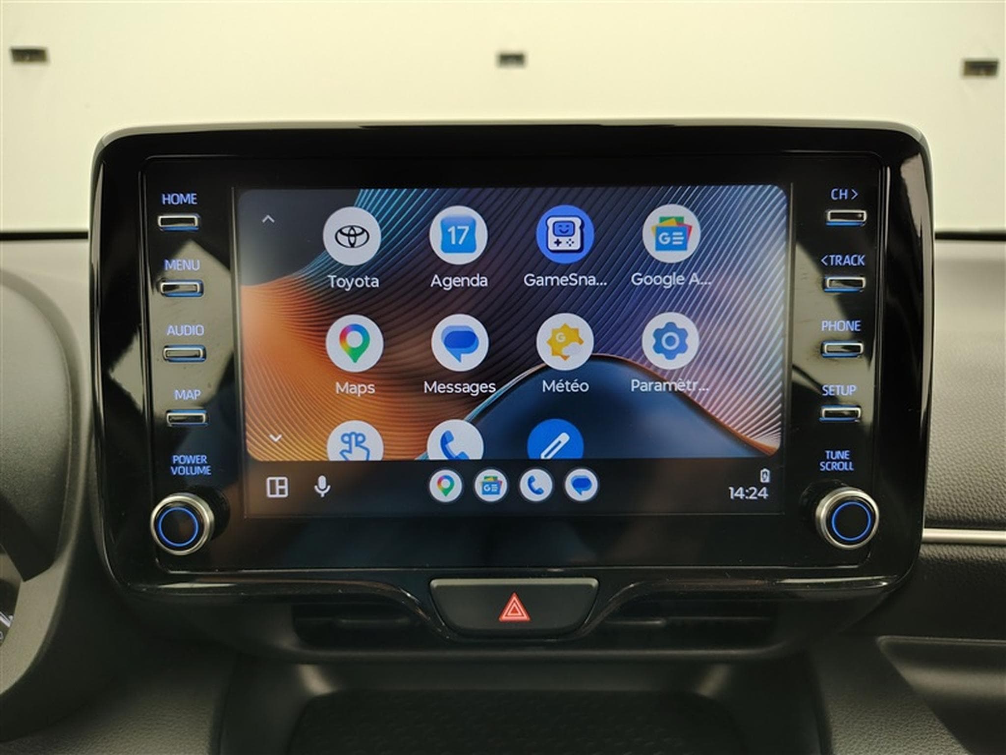 Toyota Yaris 1.5i VVT-i Hybrid E-CVT CARPLAY / CLIM (2025) - Photo 20