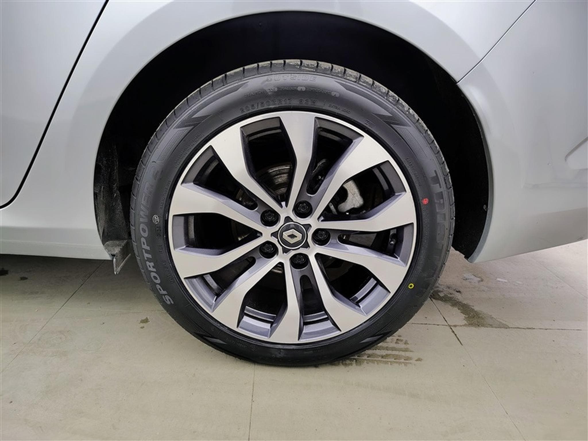 Renault Megane 1.33 TCe Techno EDC Navi / Led / PDC av+ar (2024) - Photo 6