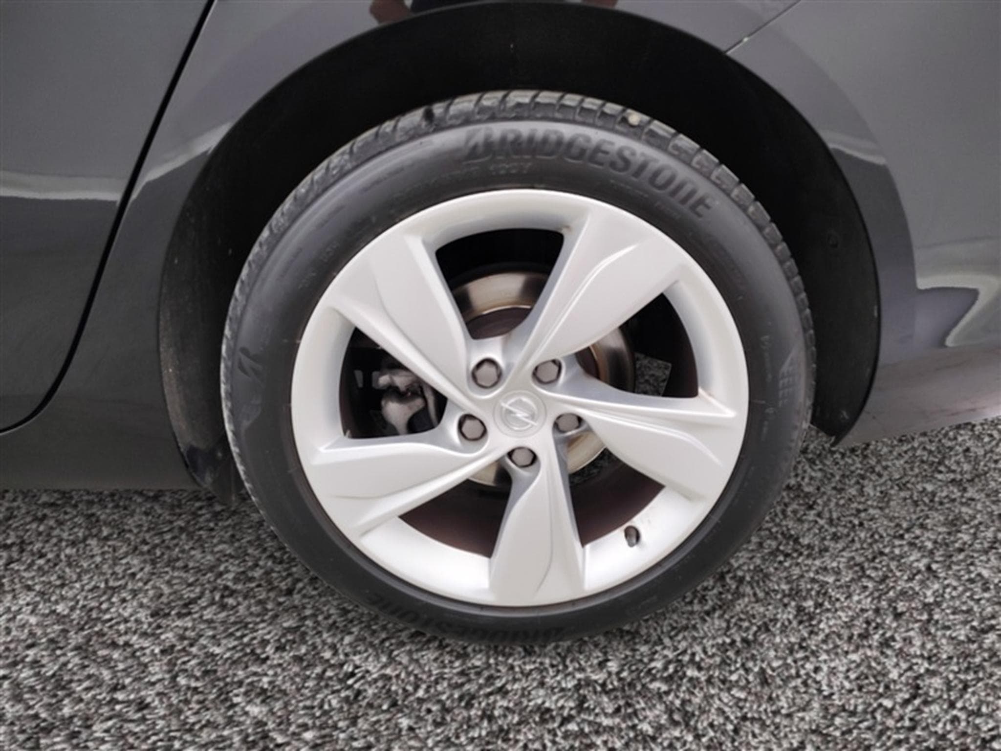 Opel Insignia ST 2.0 Turbo D GS LINE/S-CUIR/NAVI/FULL LED/JA18 (2021) - Photo 6