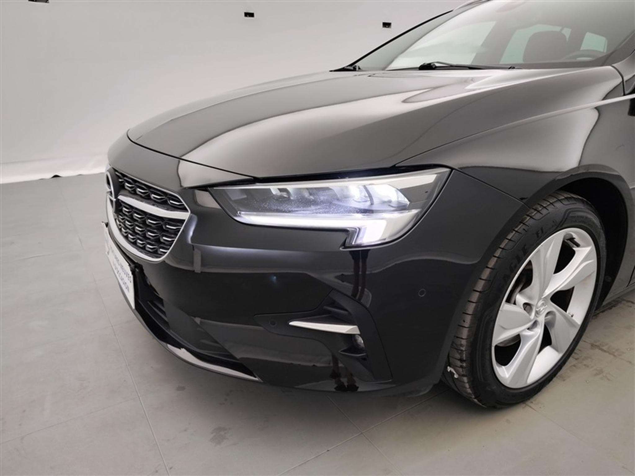 Opel Insignia ST 2.0 Turbo D GS LINE/S-CUIR/NAVI/FULL LED/JA18 (2021) - Photo 16
