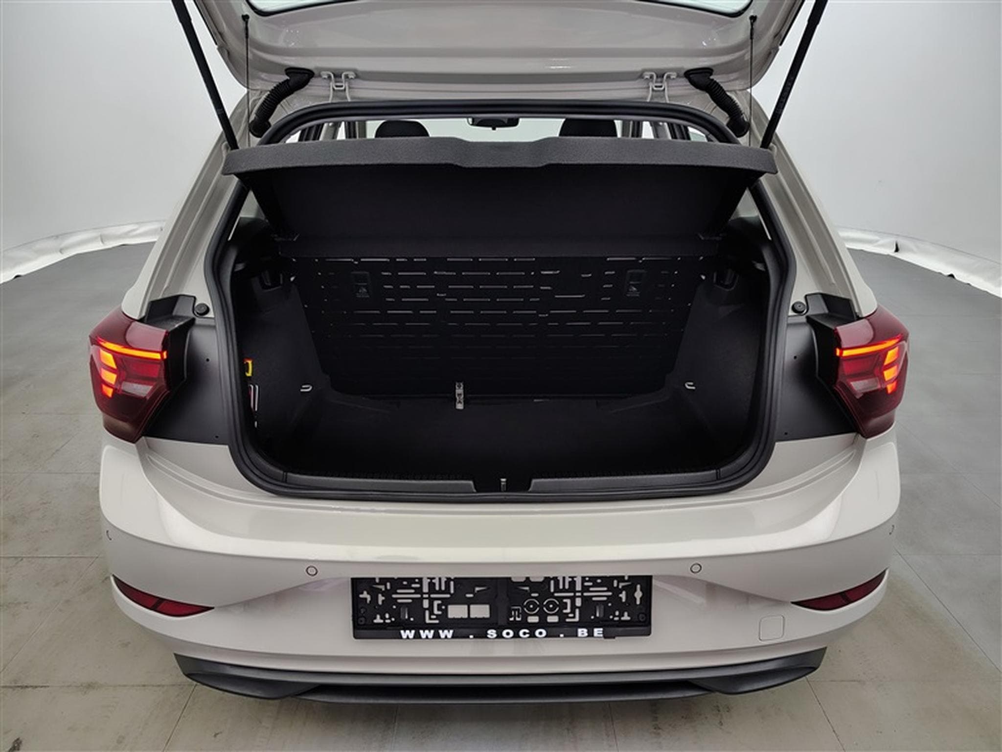 VW Polo 1.0 MPI  Carplay / Led / PDC av+ar (2024) - Photo 14
