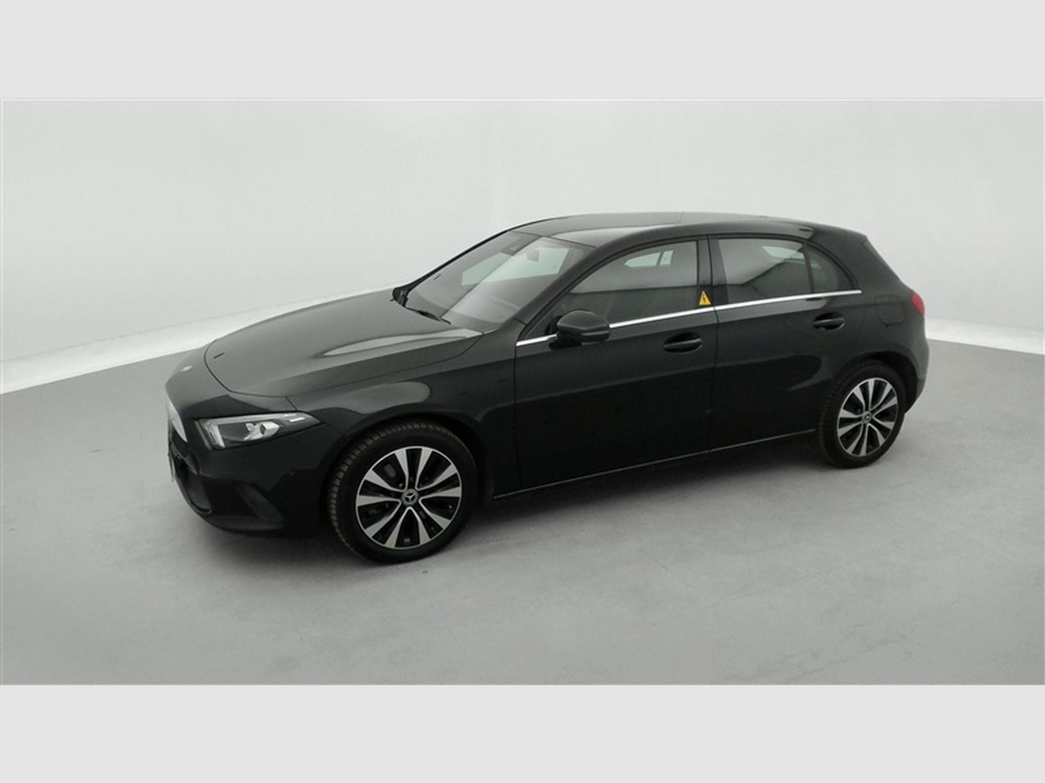 Mercedes A 250 e PHEV Business Solution Navi / Led / PDC av+ar (2021) - Photo 20