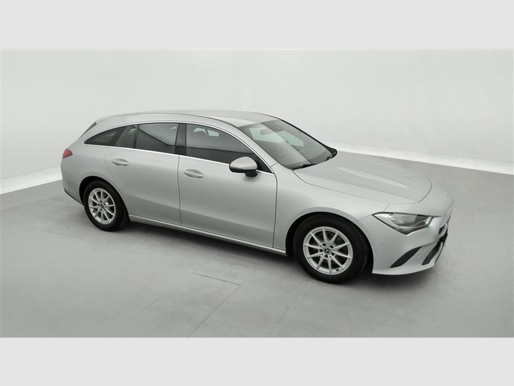 Mercedes CLA 180 SB CLA180d Business NAVI / CAMERA / PDC AV+AR / JA 16" (2022) - Photo 22