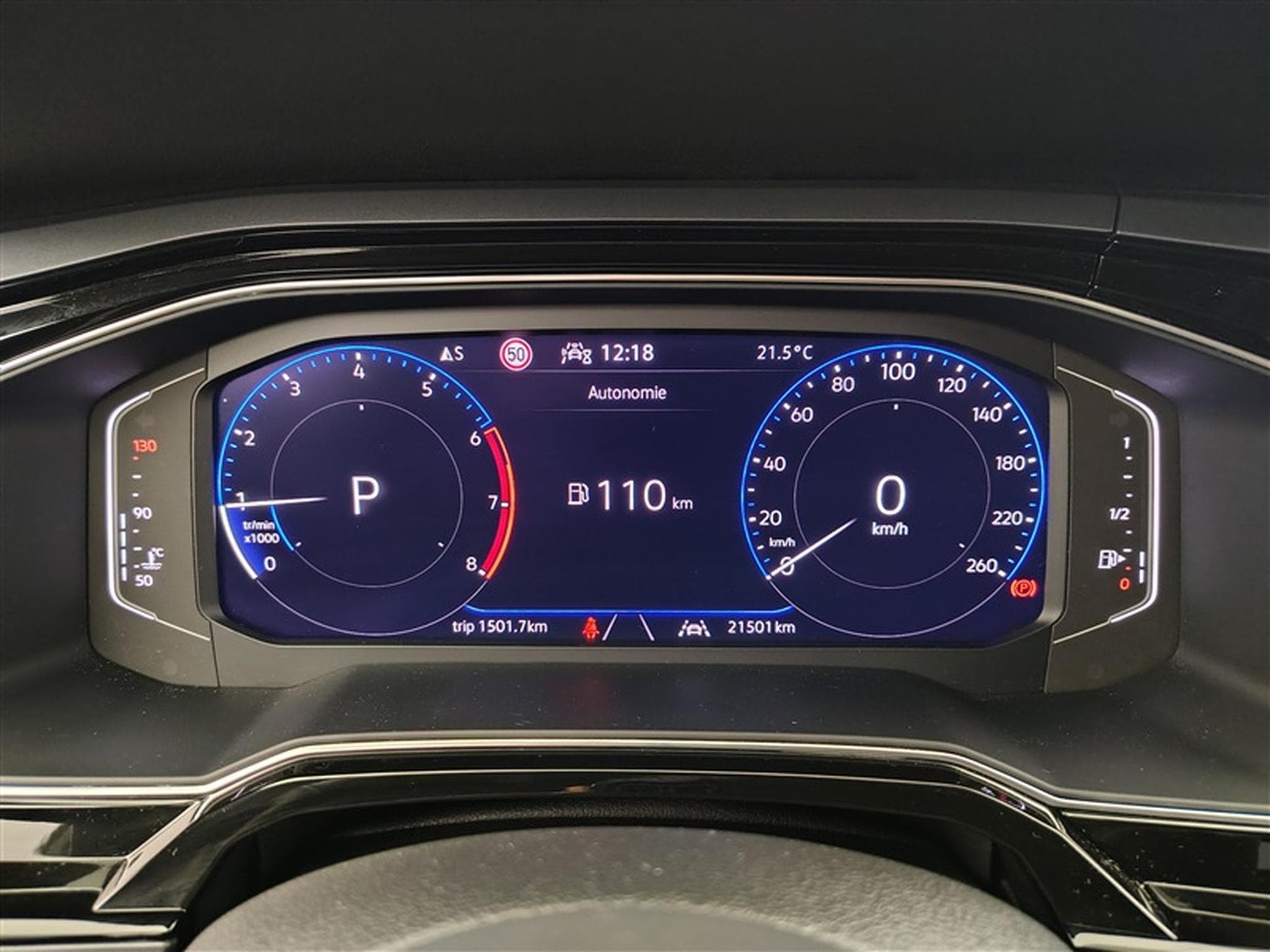 VW Taigo 1.0 TSI 115cv DSG R-Line NAVI / CARPLAY / CAMERA (2025) - Photo 10