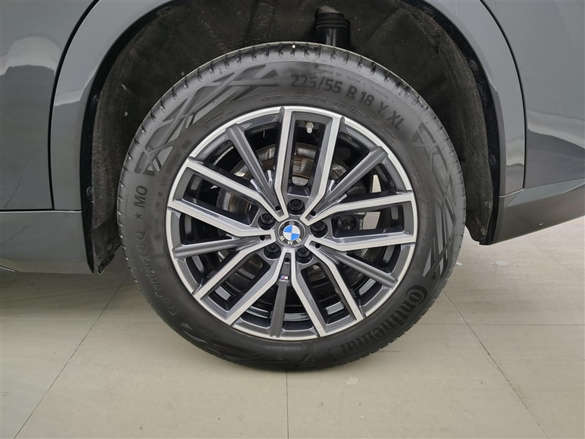 BMW X1 1.5iA sDrive18 Pack M NAVI / FULL LED / PANO / JA 18 (2025) - Photo 6