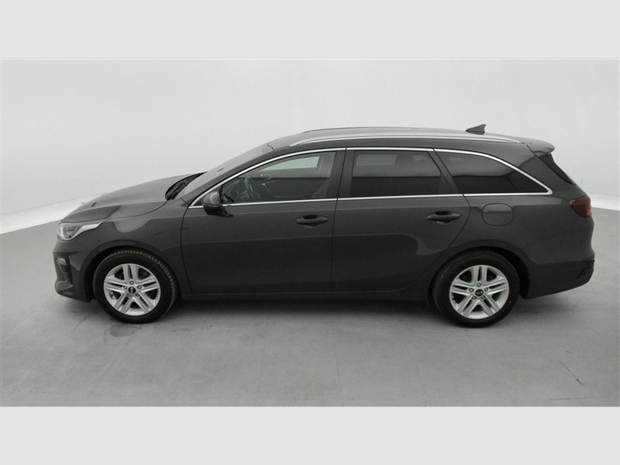 Kia Ceed Sw Ceed SW 1.6 CRDi More ISG / NAVI / APPS CONNECT / CAMERA (2021) - Photo 3