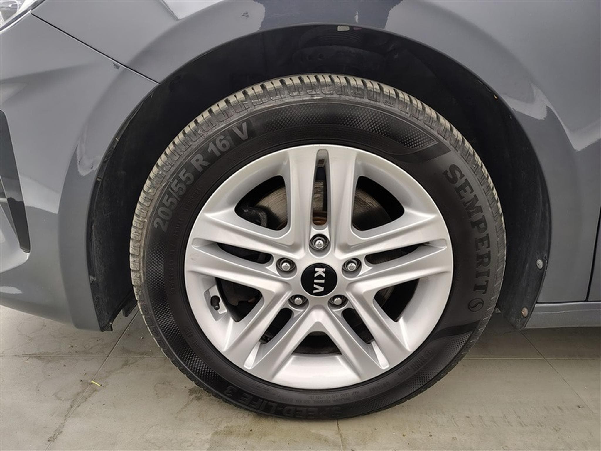 Kia Ceed Sw Ceed SW 1.6 CRDi More ISG / NAVI / APPS CONNECT / CAMERA (2021) - Photo 6