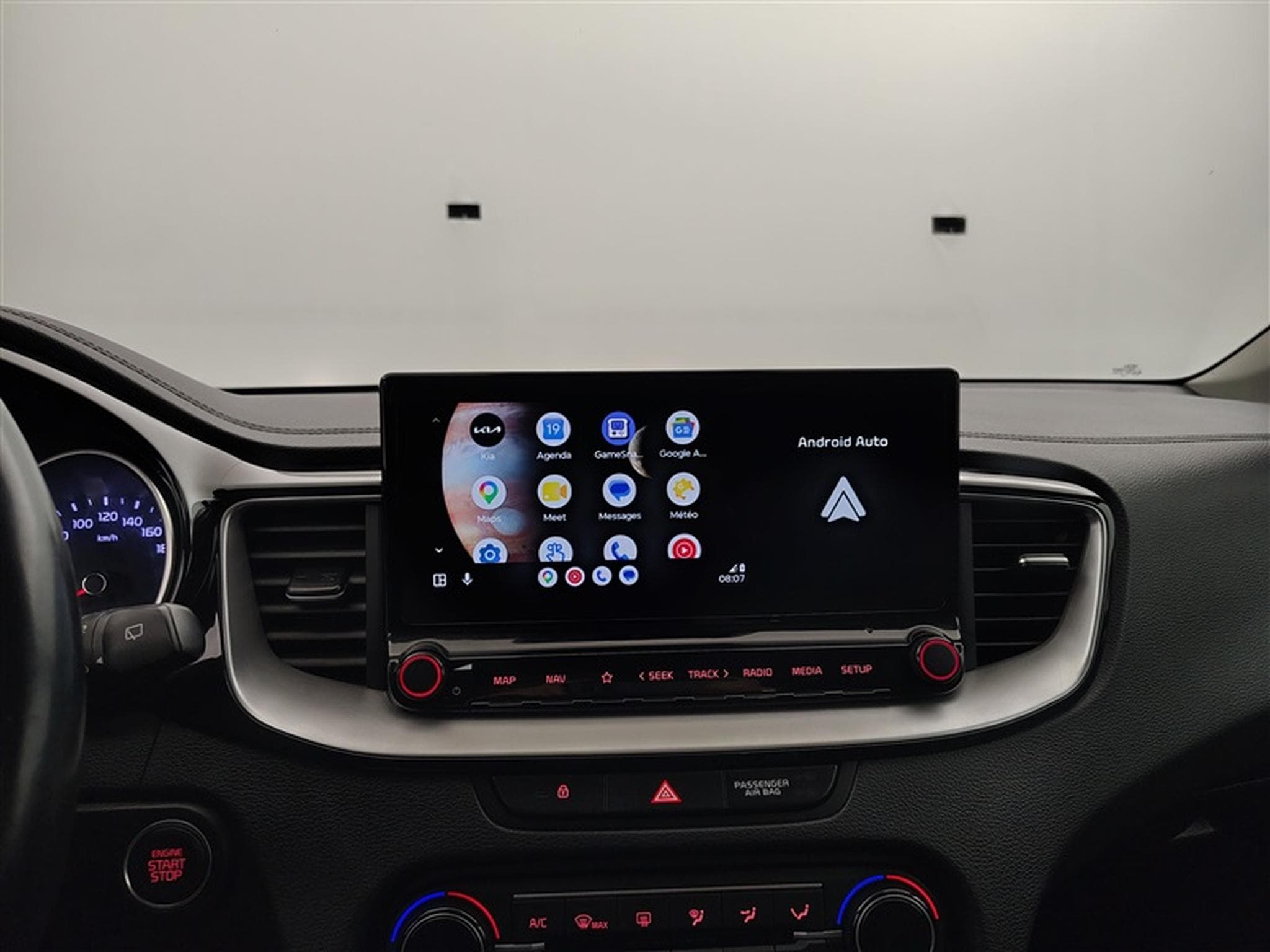 Kia Ceed Sw Ceed SW 1.6 CRDi More ISG / NAVI / APPS CONNECT / CAMERA (2021) - Photo 21