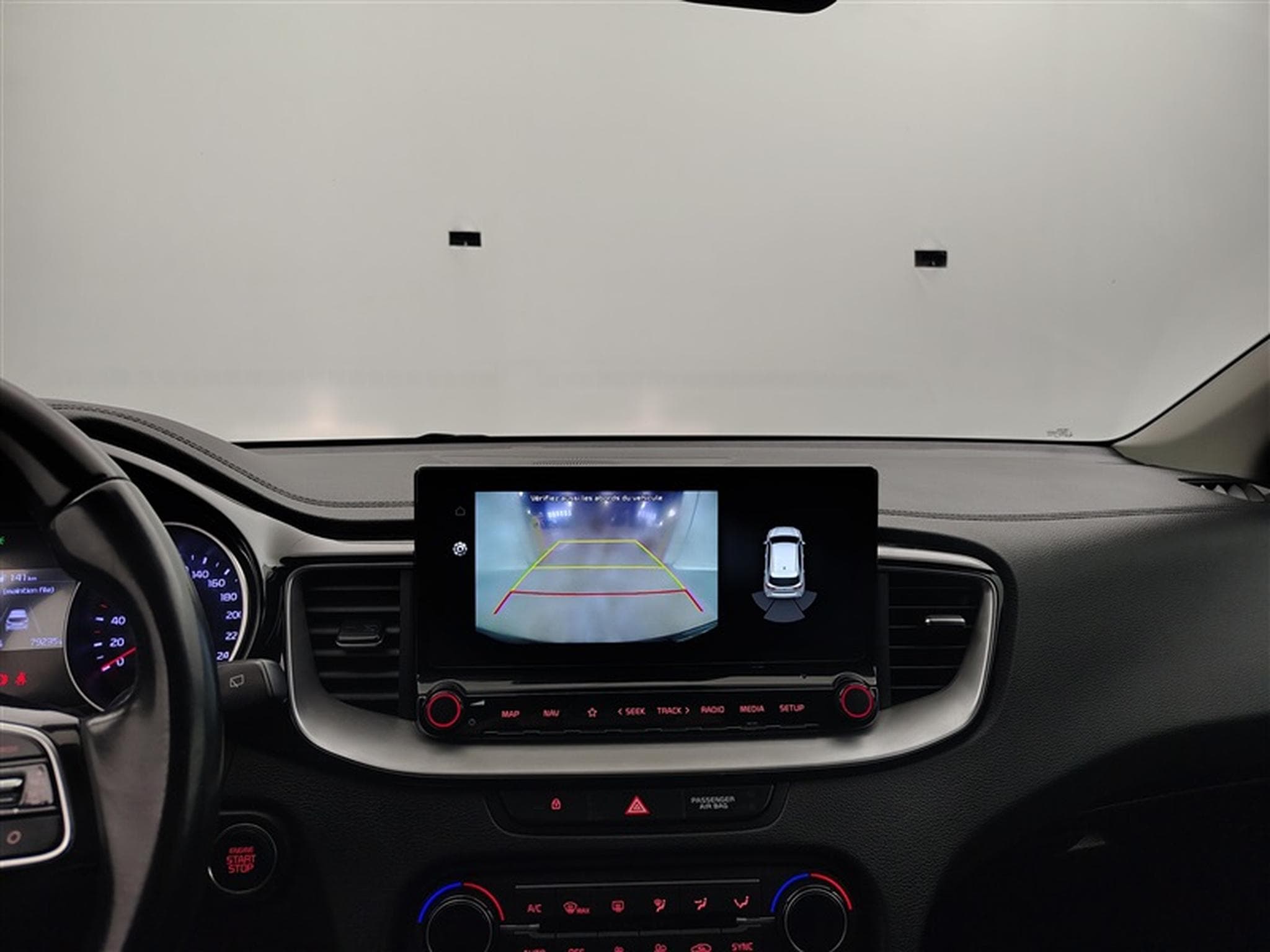Kia Ceed Sw Ceed SW 1.6 CRDi More ISG / NAVI / APPS CONNECT / CAMERA (2021) - Photo 18