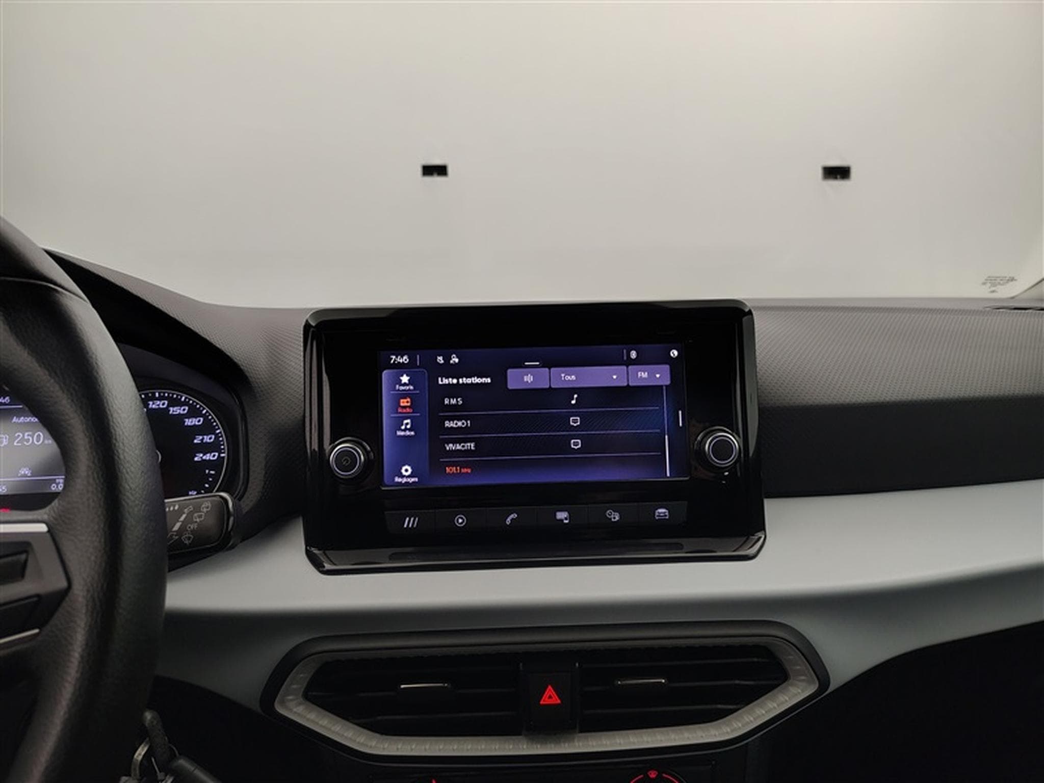 Seat Ibiza 1.0i MPI Move! (2022) - Photo 11