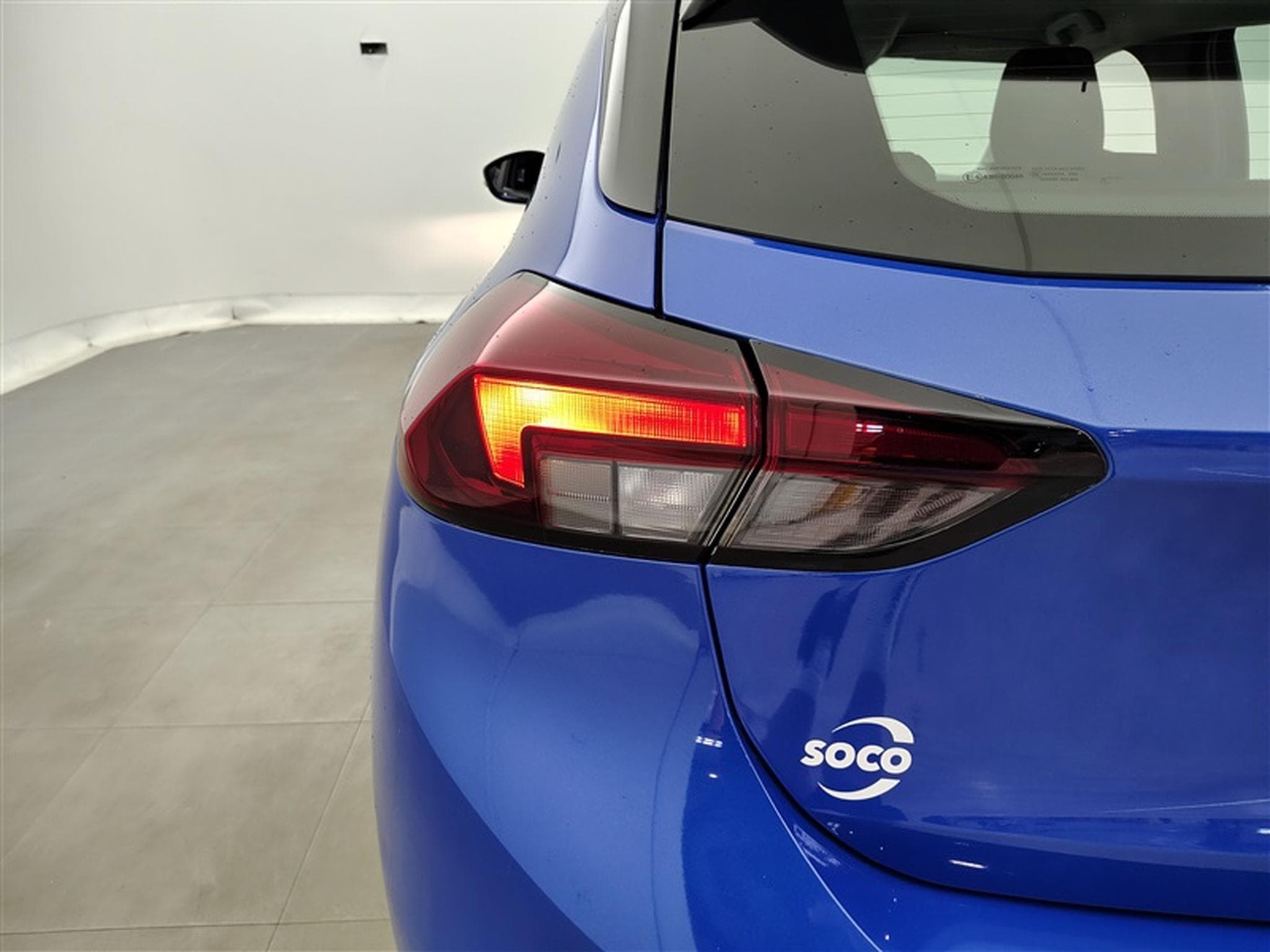 Opel Corsa 1.2i Edition CARPLAY / ALU (2023) - Photo 16