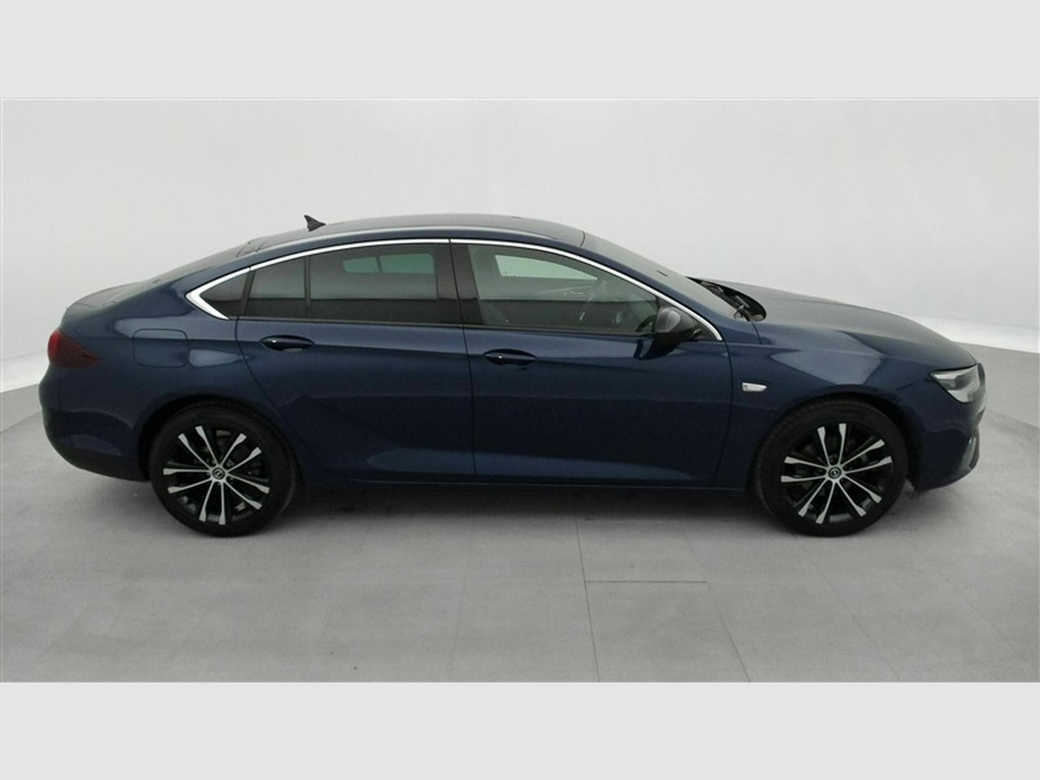 Opel Insignia 1.5 Turbo D 122Cv Elegance CARPLAY / FULL LED / CUIR / CAM (2021) - Photo 24